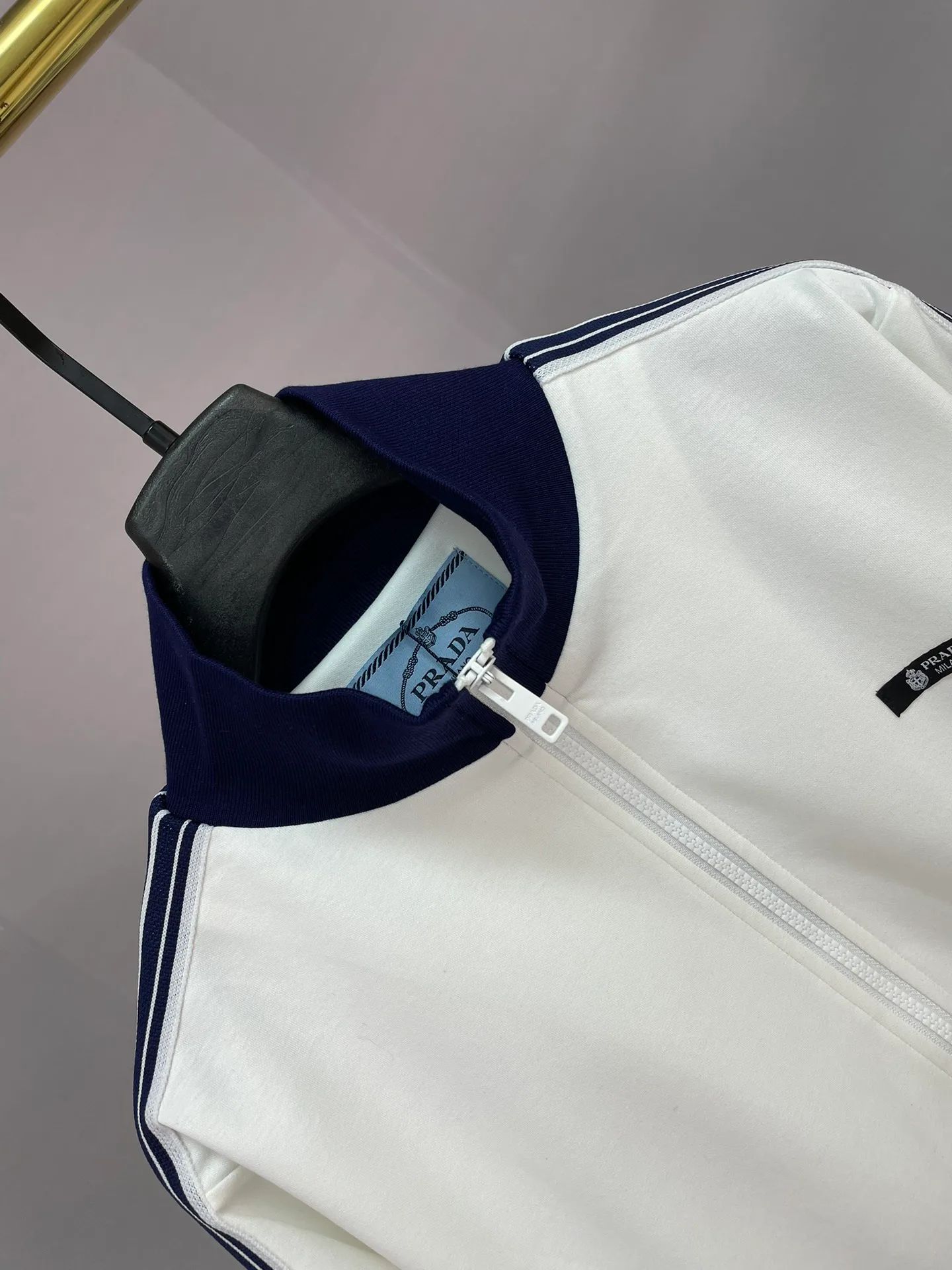 Куртки И Пуховики Женские Prada 406010