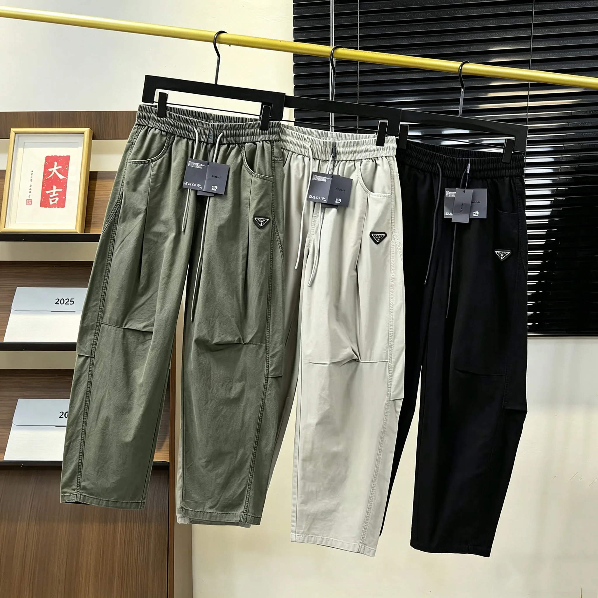 Брюки Мужские Prada 13474972