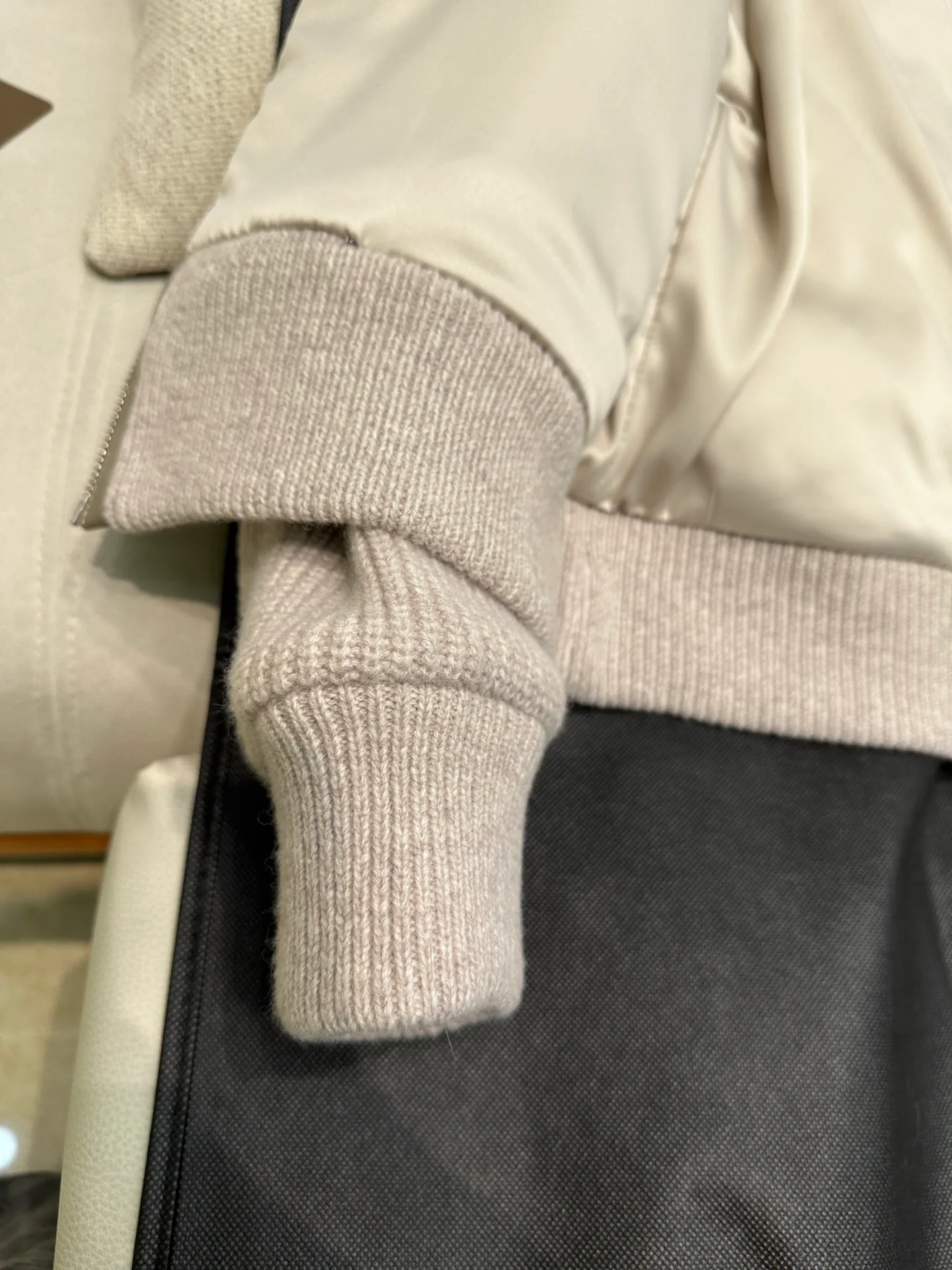 Куртки И Пуховики Женские Loro Piana 182270