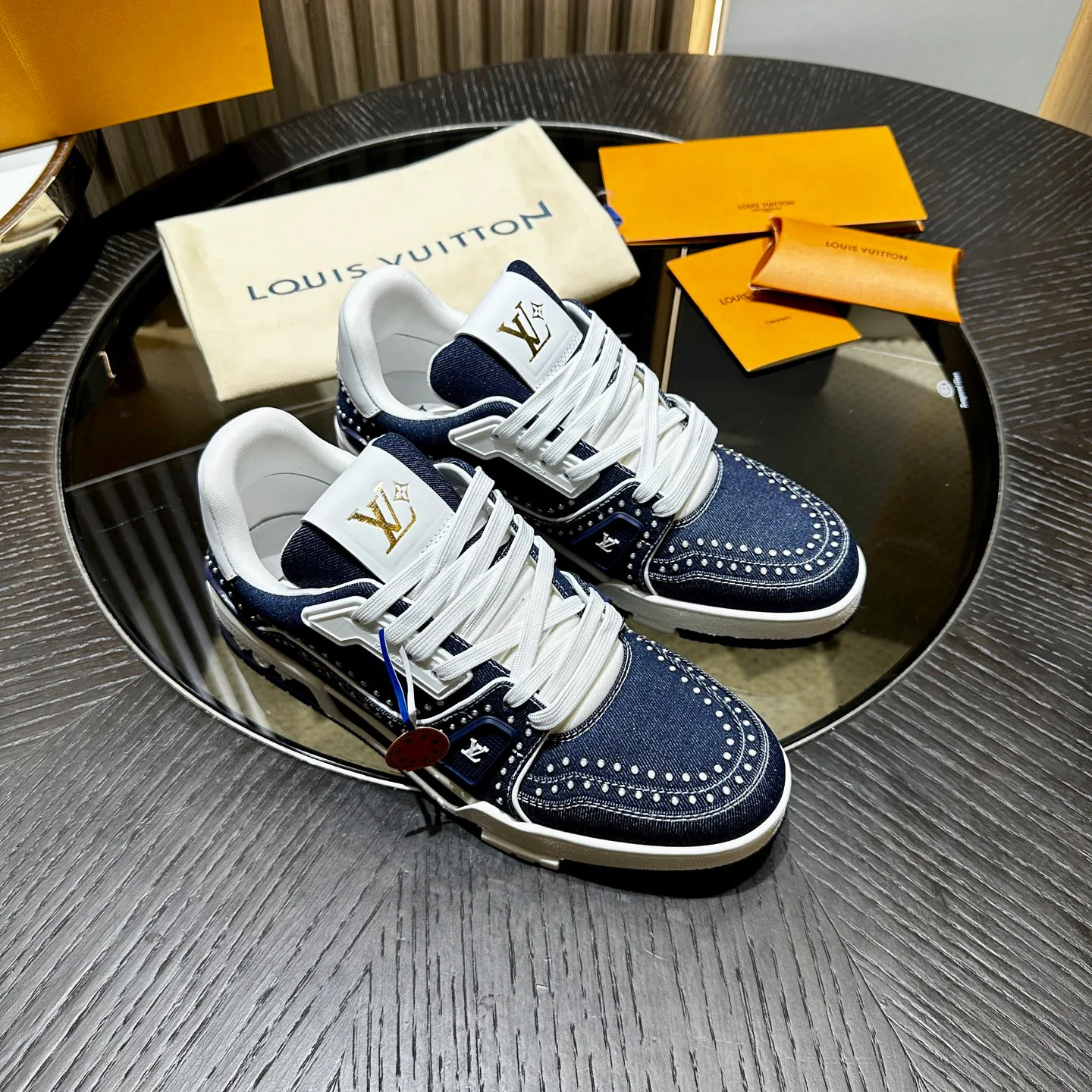 Кроссовки Женские Louis Vuitton 857720