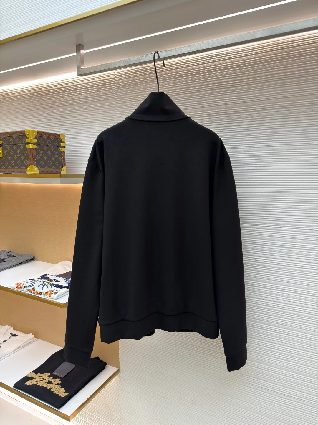 Куртки И Пуховики Мужские Prada 8973505