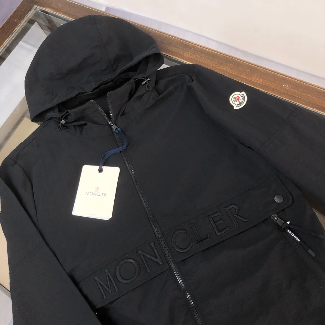 Куртки И Пуховики Мужские Moncler 17286027