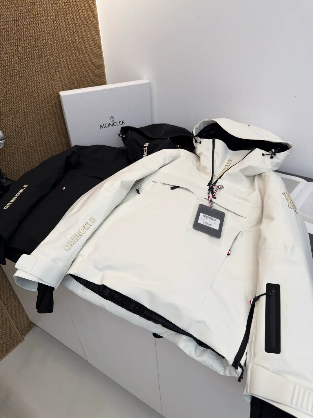Куртки И Пуховики Женские Moncler 18816455