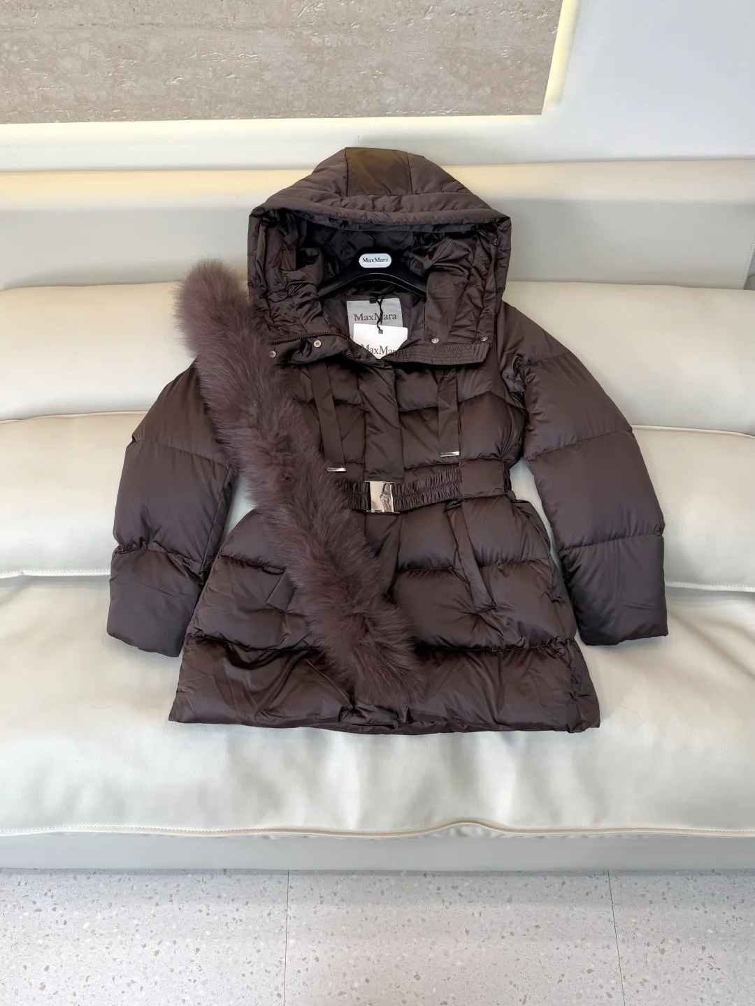 Куртки И Пуховики Женские Max Mara 18226351