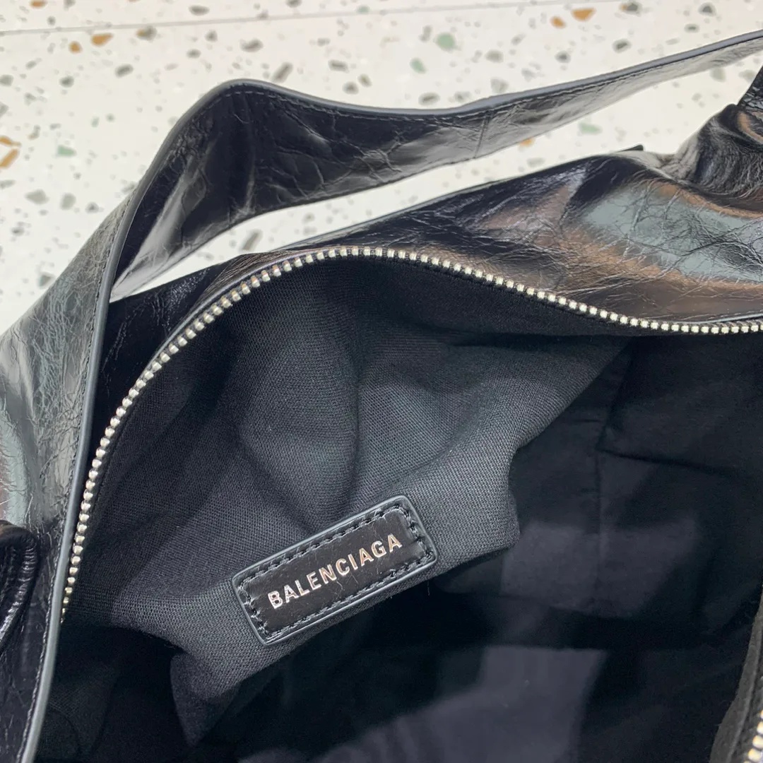 Классические Сумки Женские Balenciaga 18136082