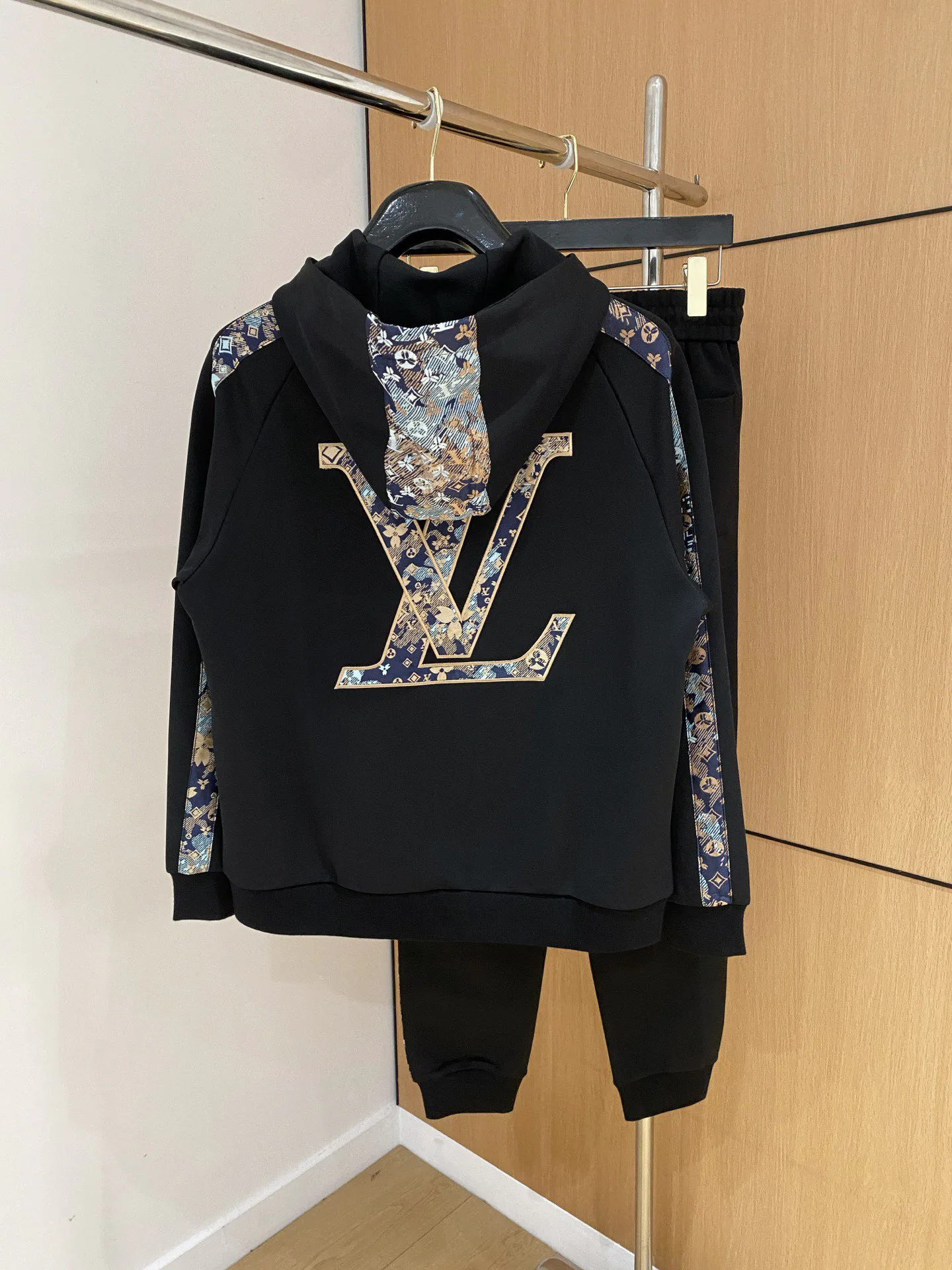 Костюмы Мужские Louis Vuitton 806799