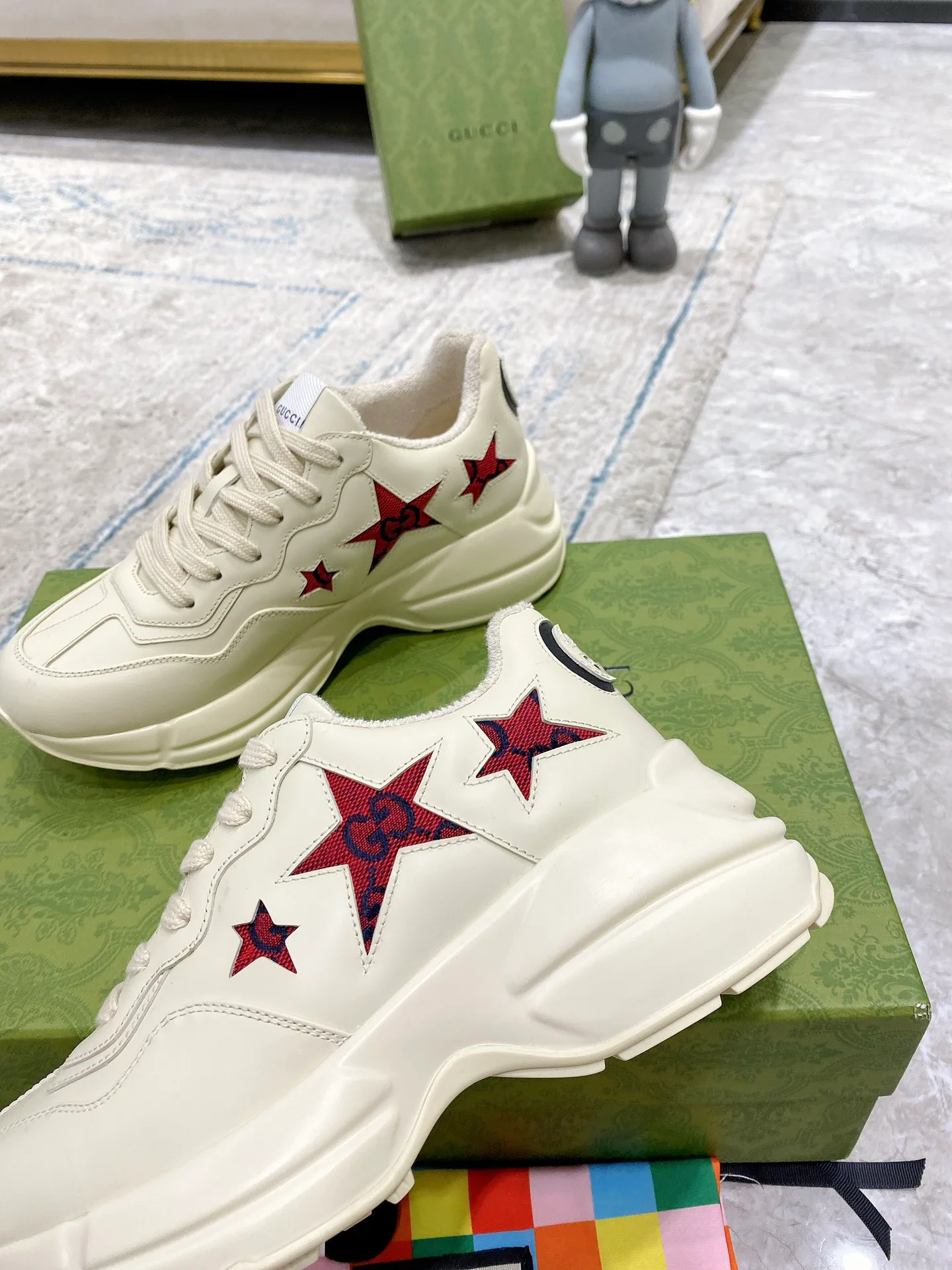 Кроссовки Женские Gucci 375845