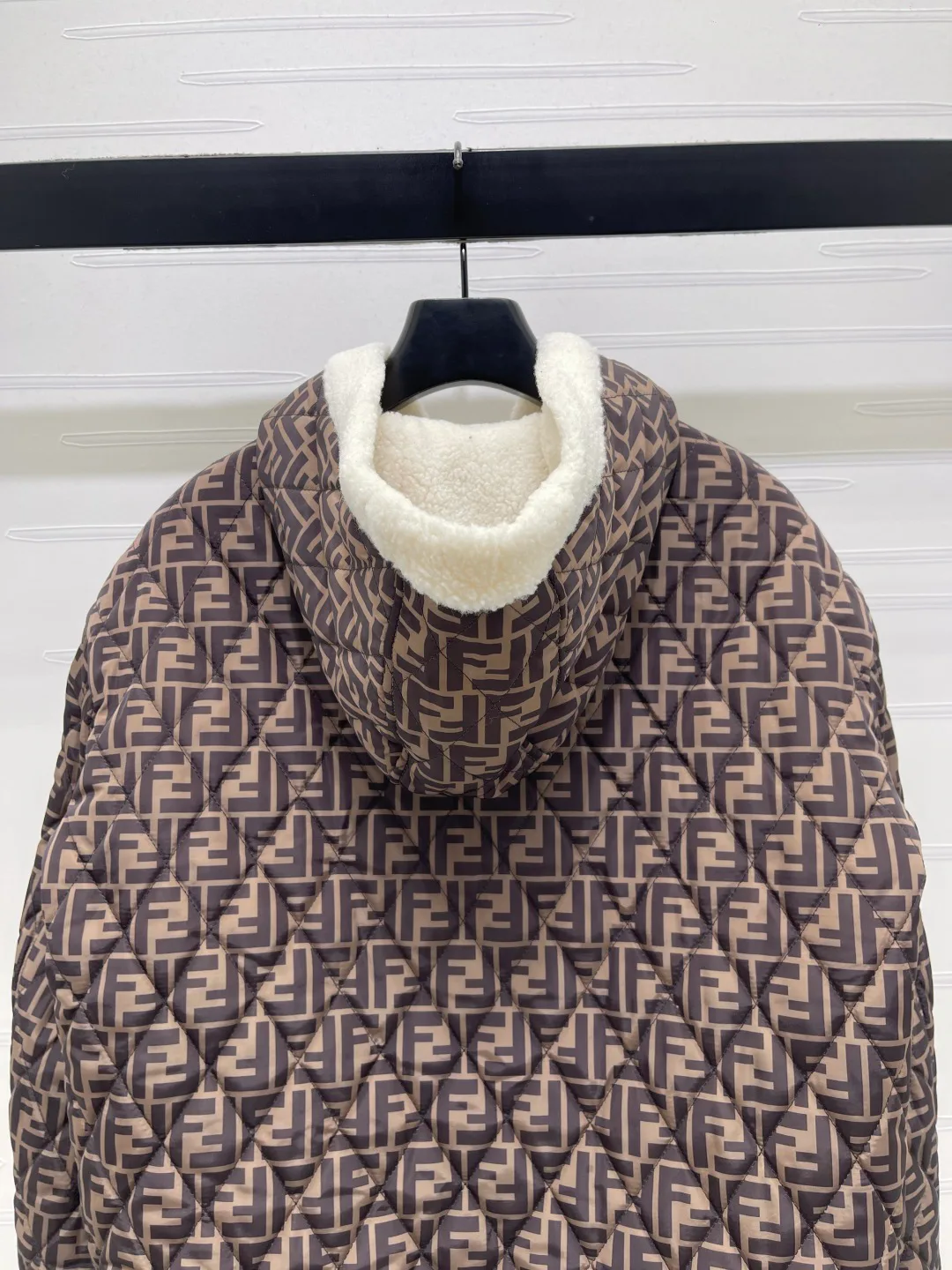 Куртки Женские Fendi 688028