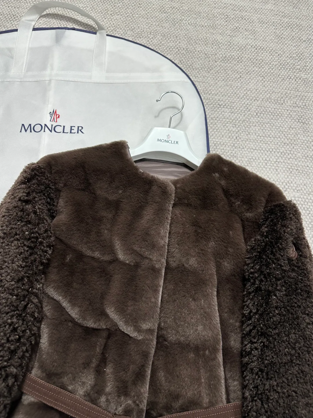 Куртки И Пуховики Женские Moncler 106599