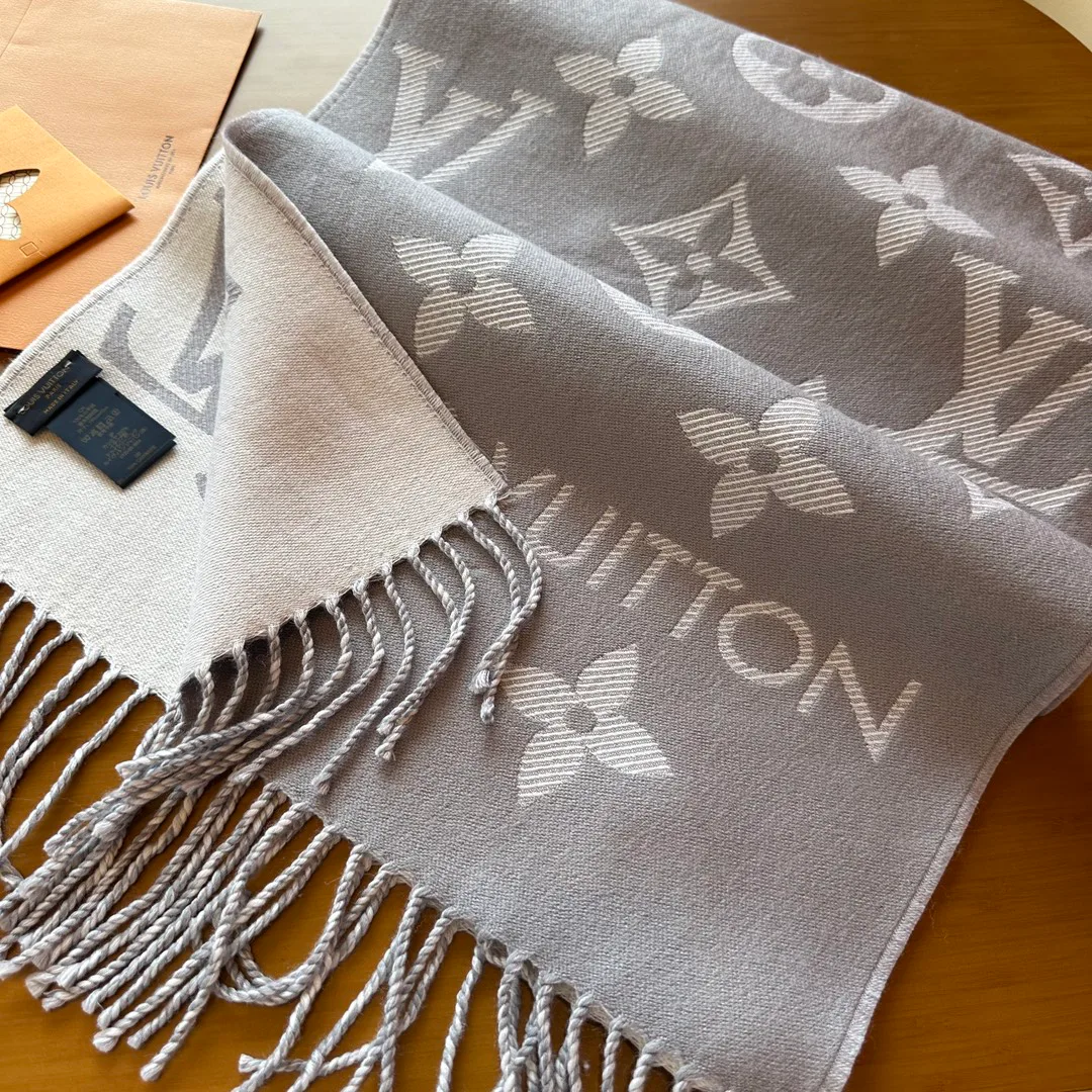 Шарфы Louis Vuitton 4444