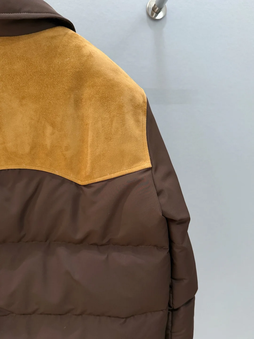 Куртки И Пуховики Женские Miu Miu 672103