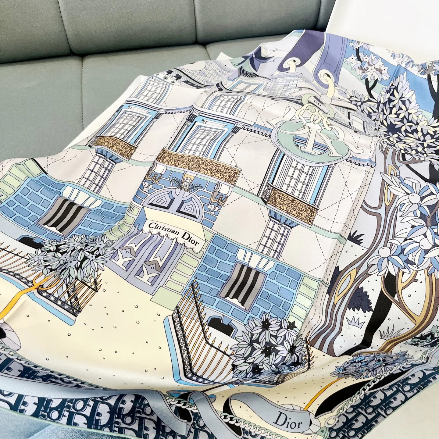 Платки Christian Dior 13560883