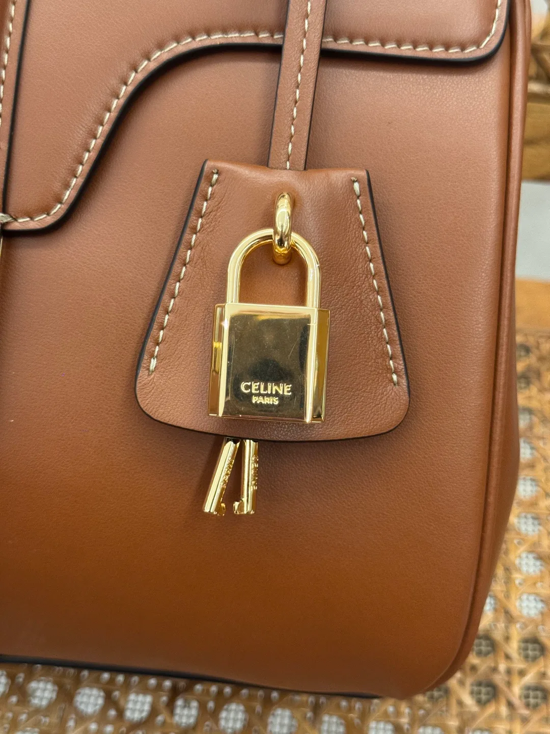 Классические Сумки Женские Celine 11607785