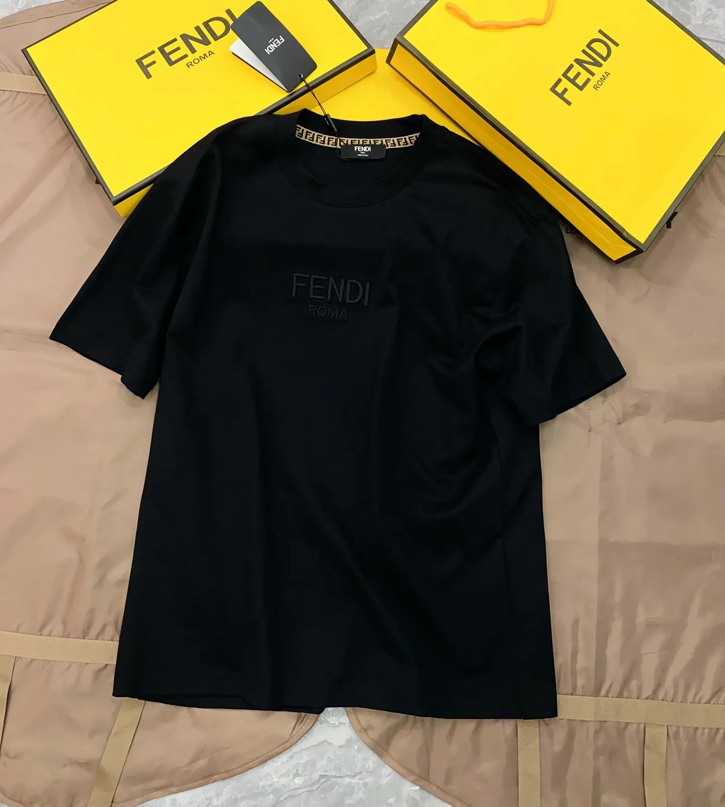 Футболки Мужские Fendi 13441686