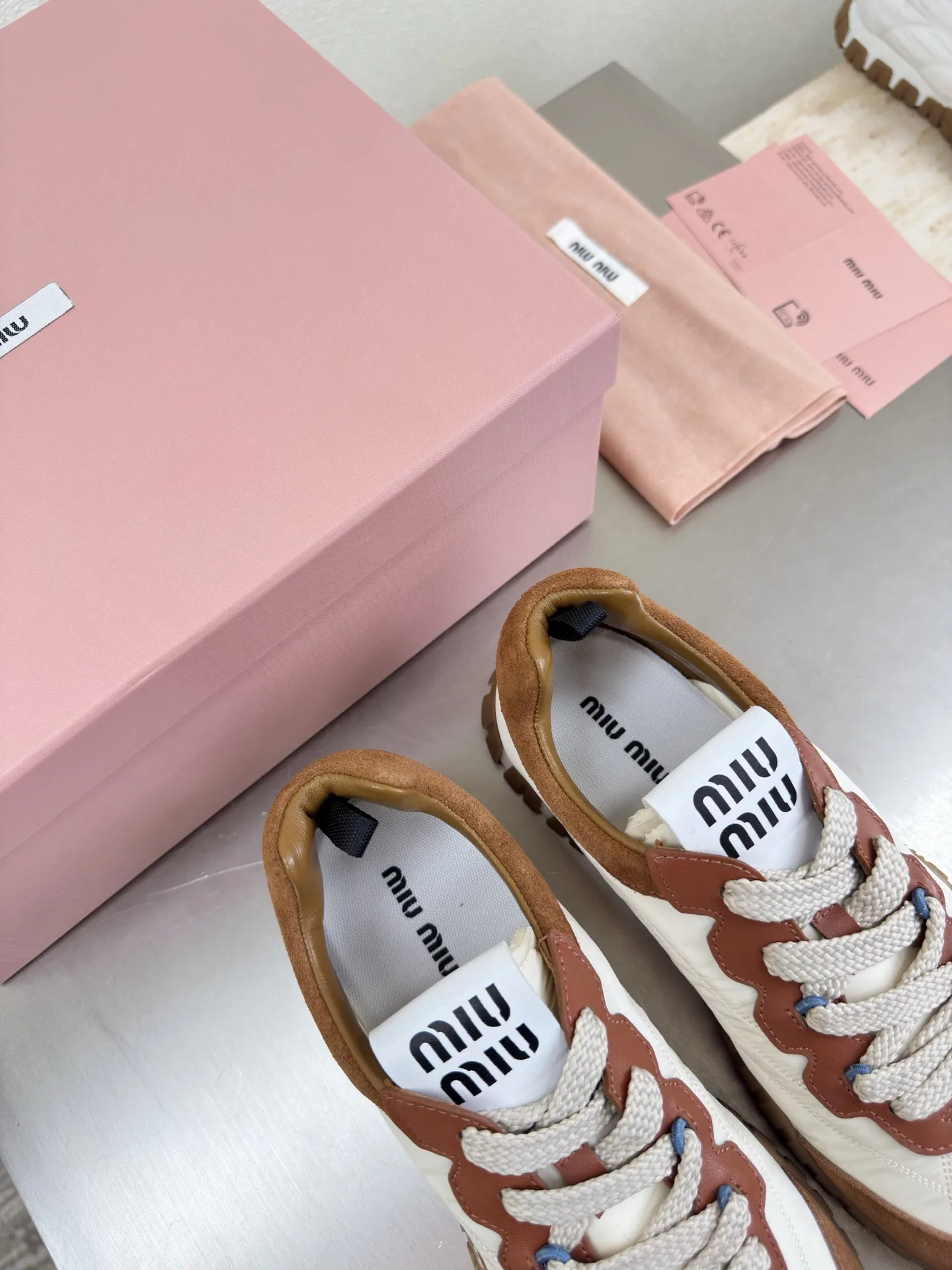 Кроссовки Женские Miu Miu 4339192