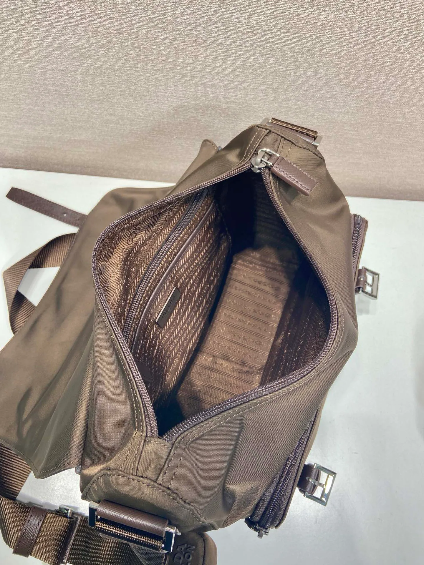Сумки На Ремне Женские Prada 12757390