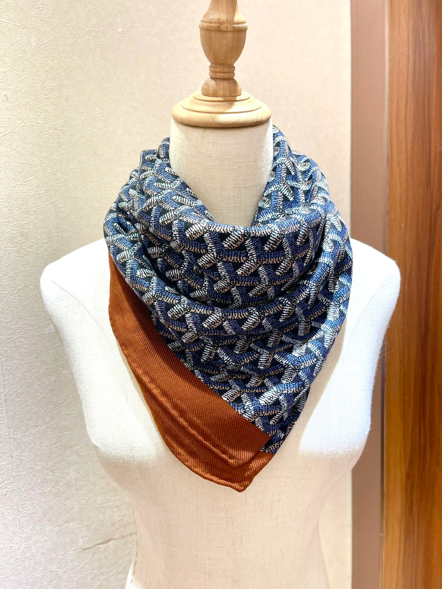 Шарфы Goyard 18673535