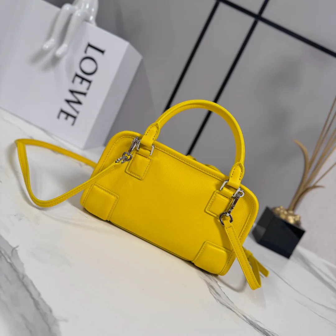 Классические Сумки Женские Loewe 18004246