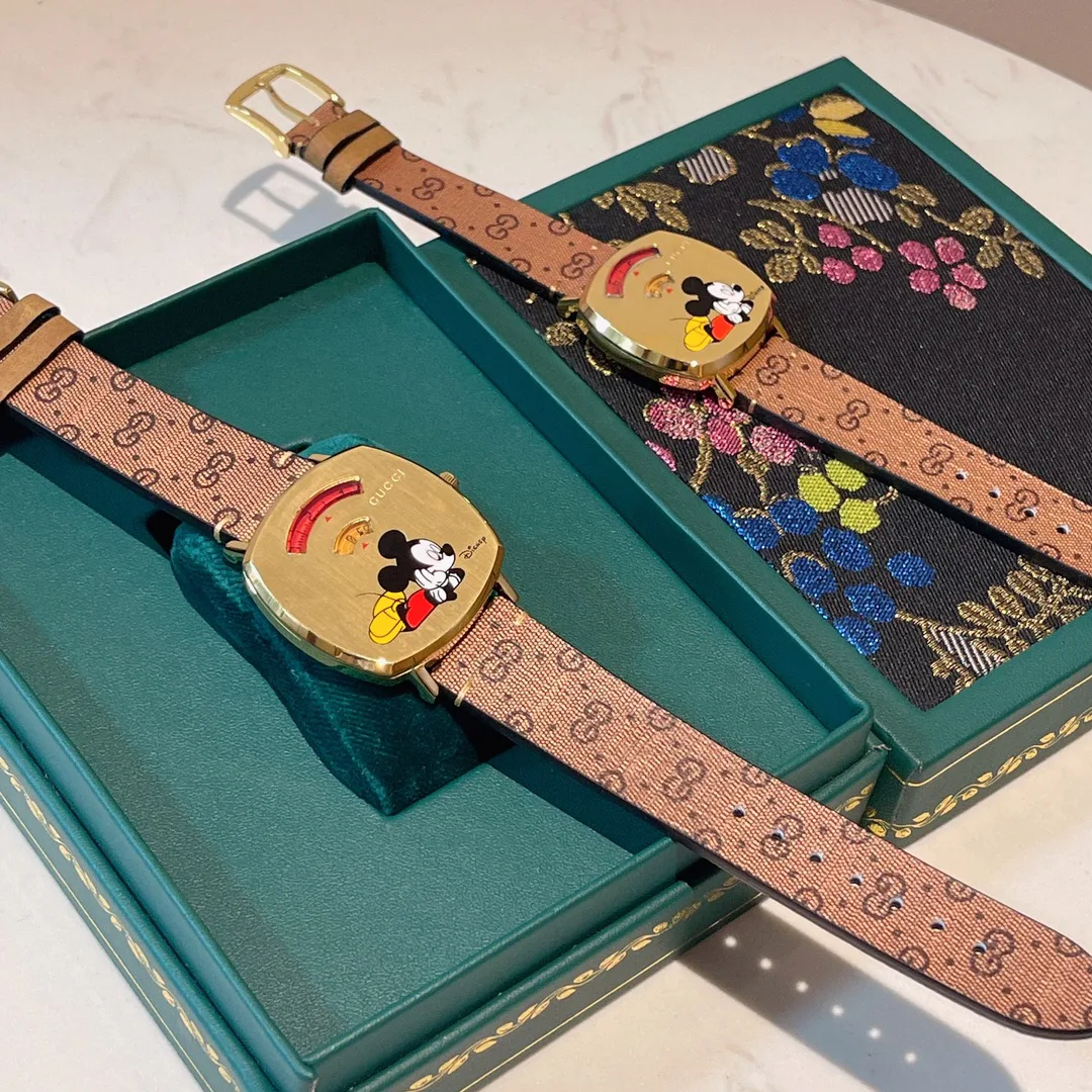 Часы Женские Gucci 11693419