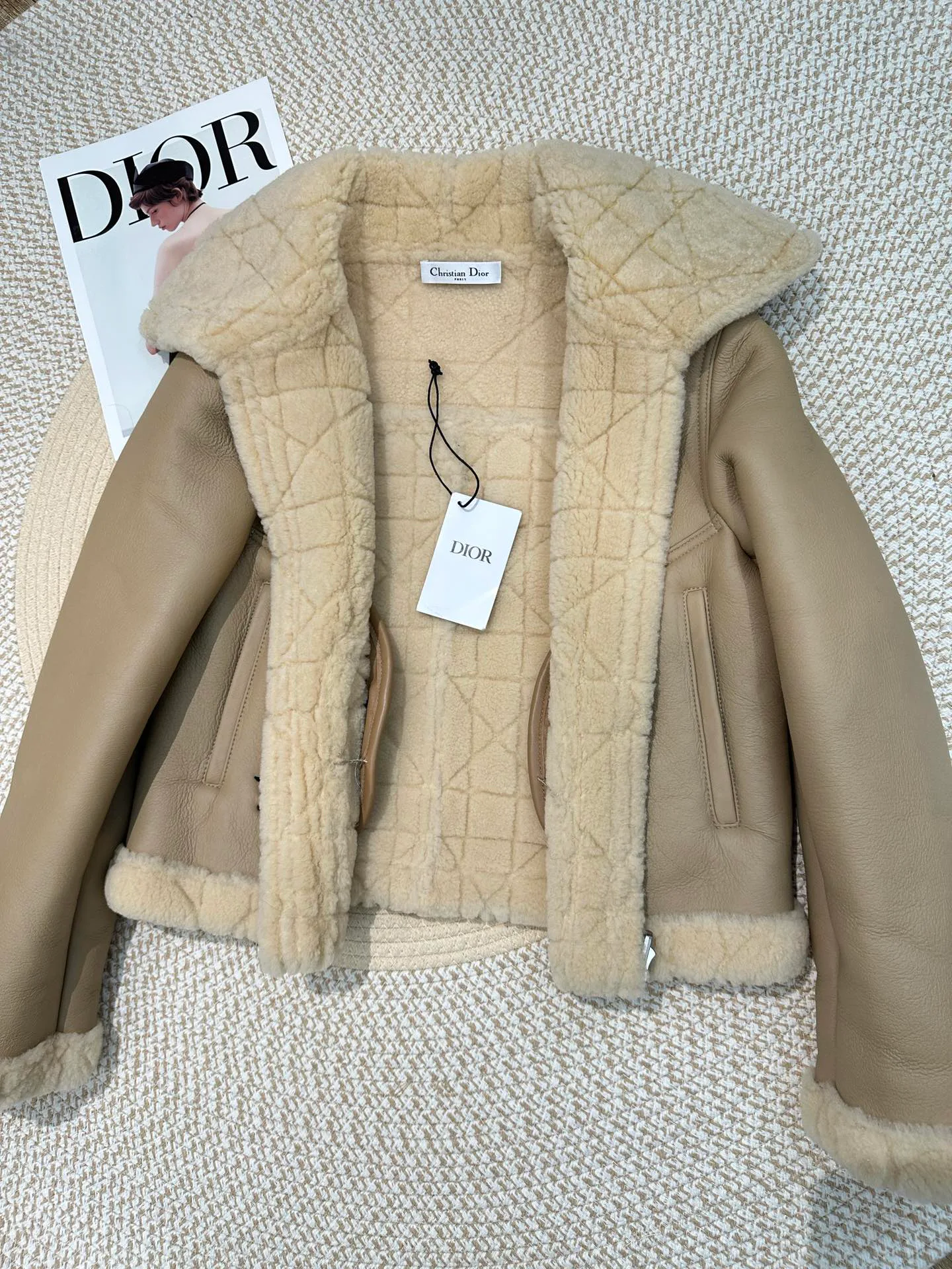 Кожаные Куртки И Дублёнки Женские Christian Dior 1069507