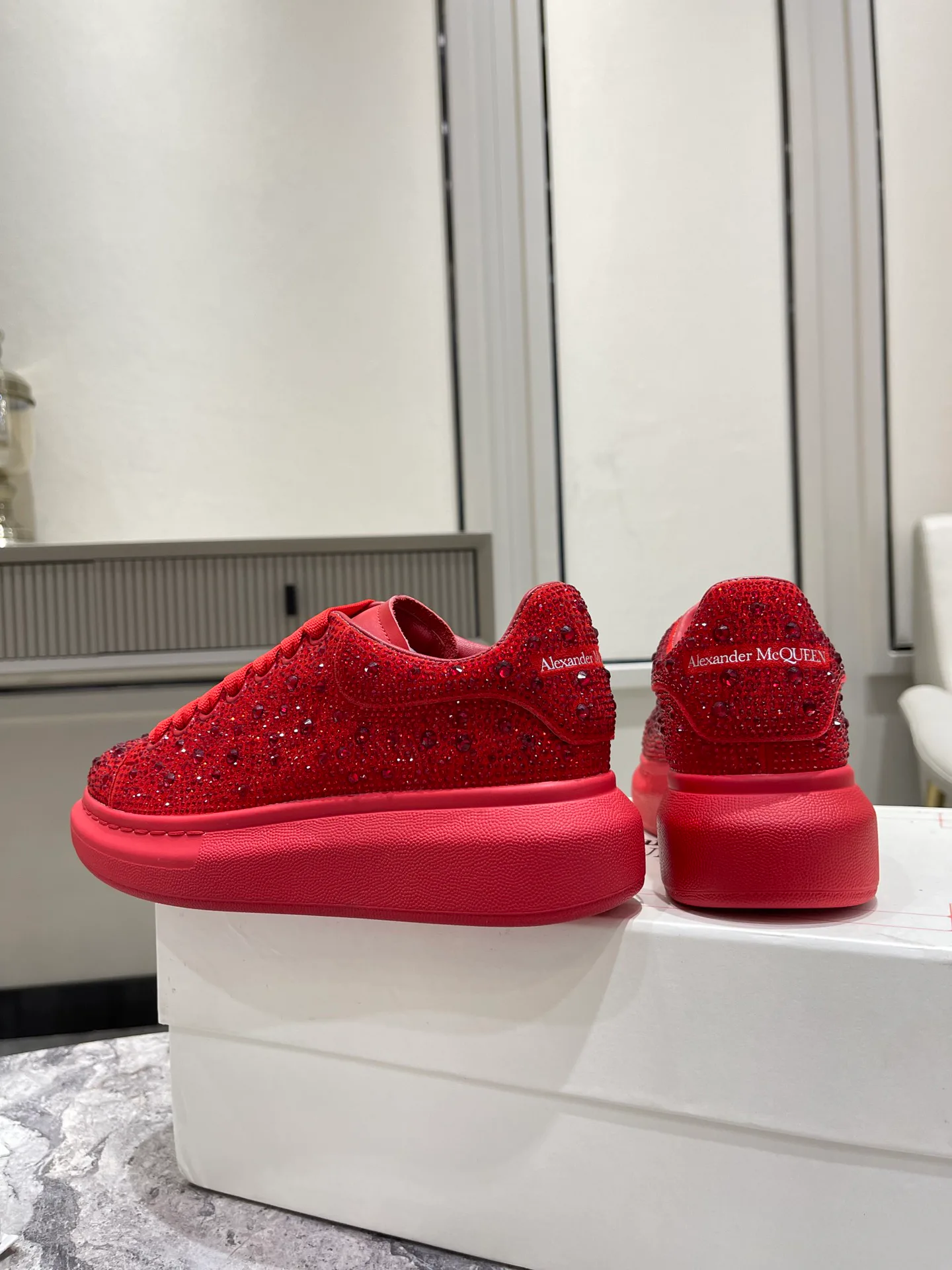 Кроссовки Женские Alexander Mcqueen 3446191