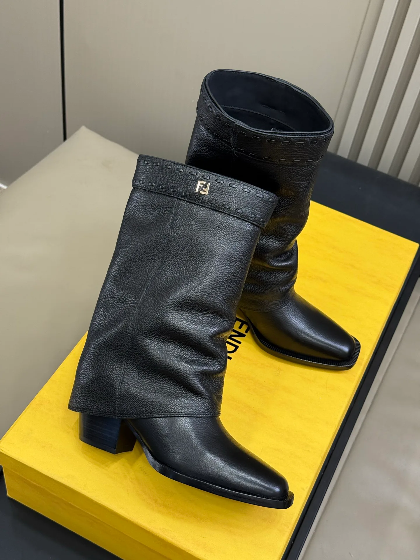 Ботильоны Женские Fendi 257092