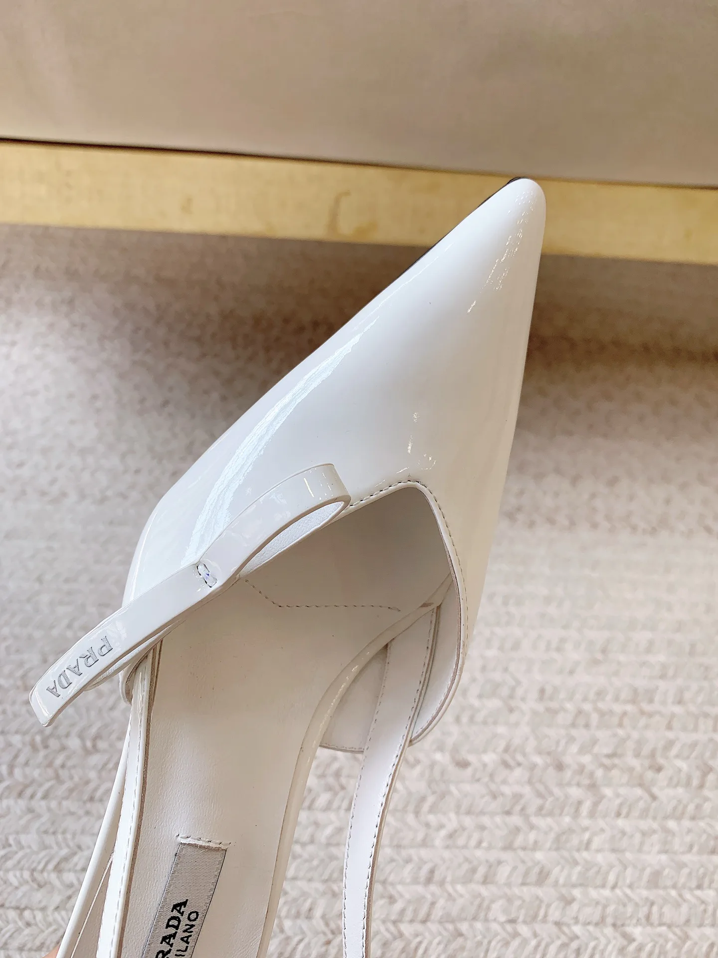 Босоножки Женские Prada 17802487