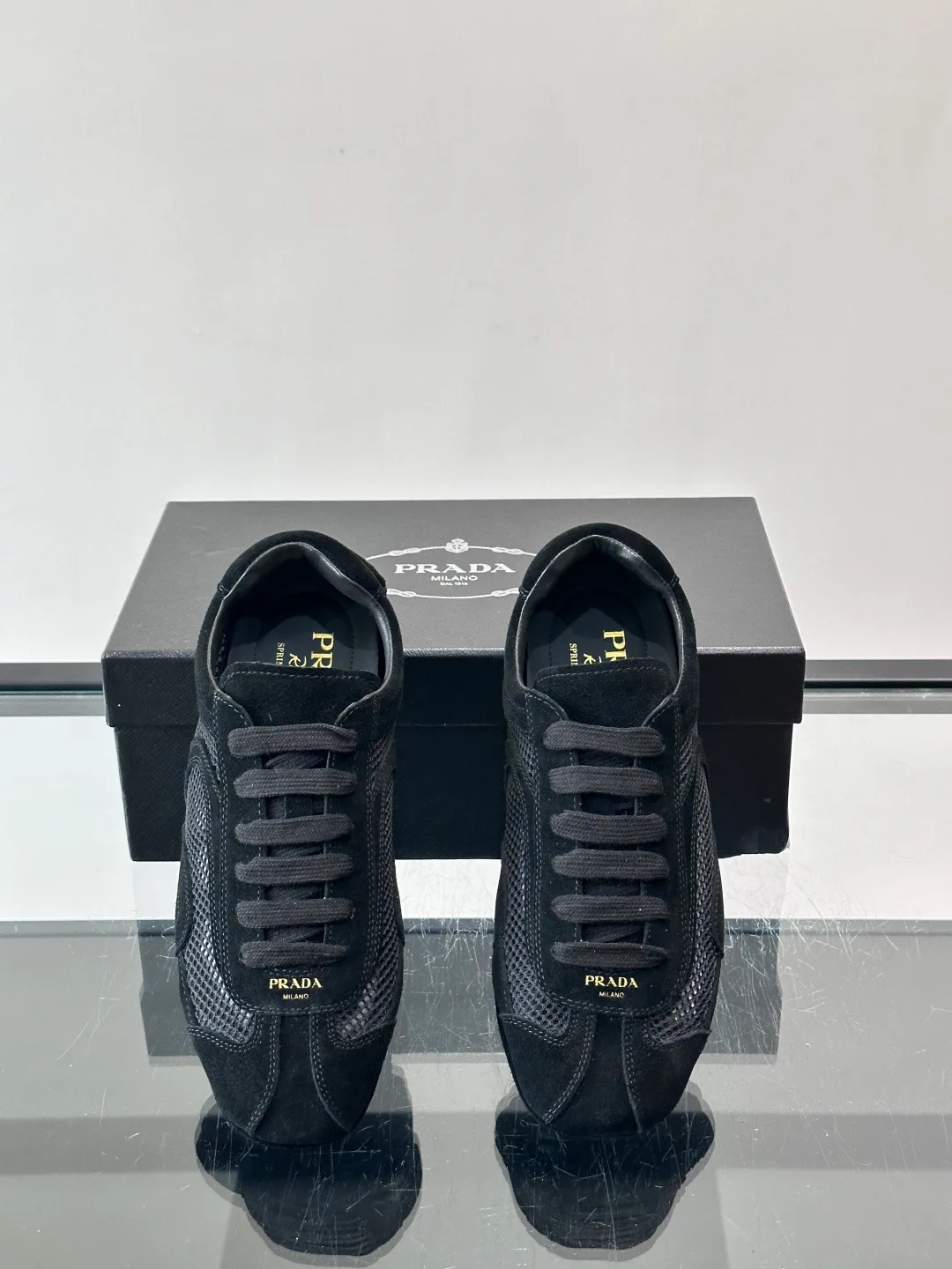 Кроссовки Мужские Prada 13445381