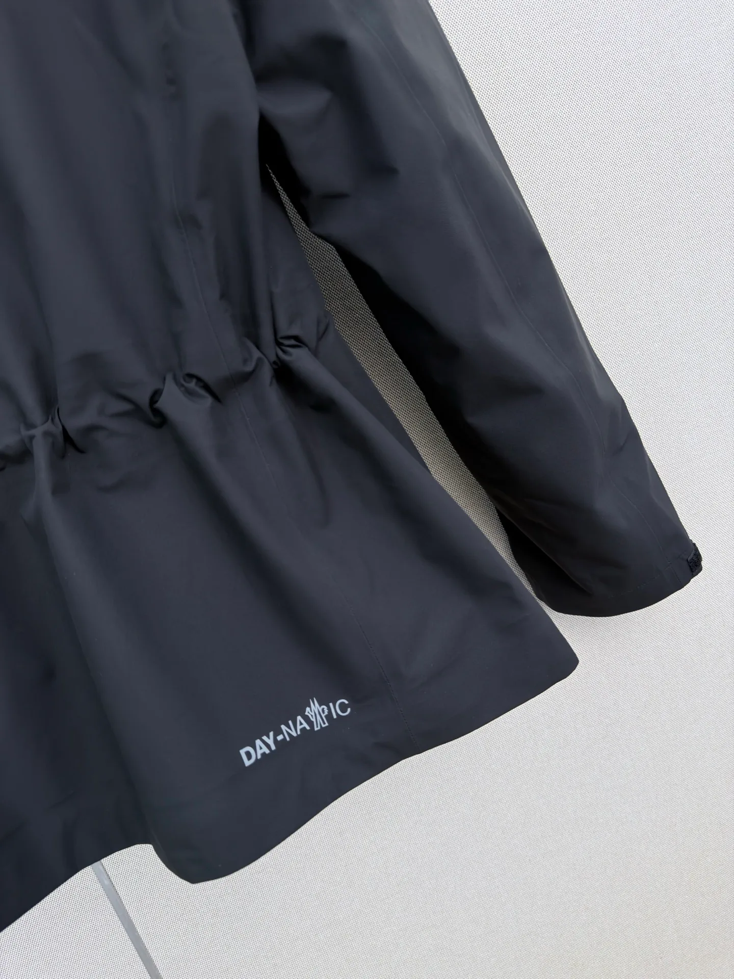Куртки И Пуховики Женские Moncler 18501657