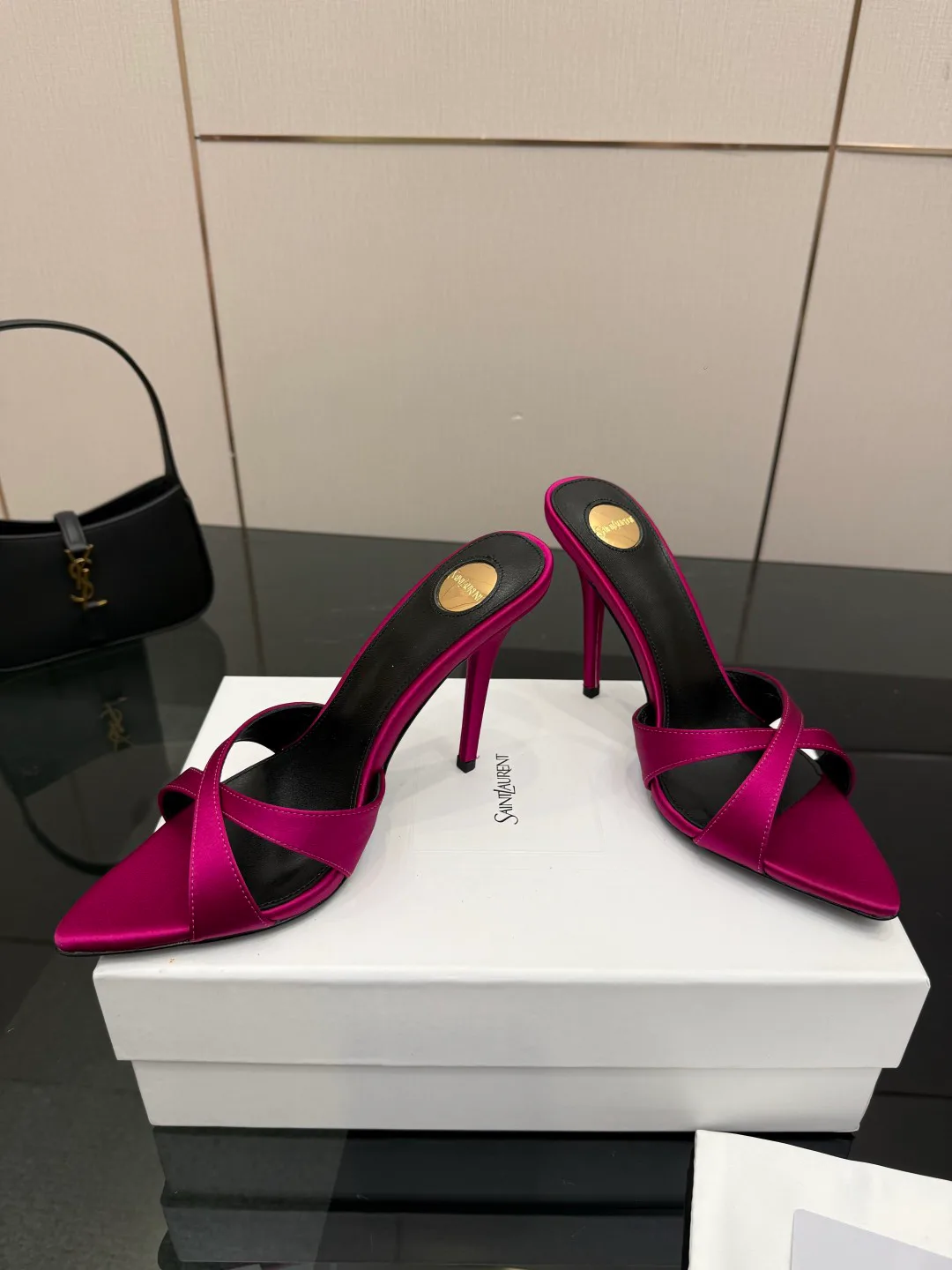 Босоножки Женские Saint Laurent 11409895