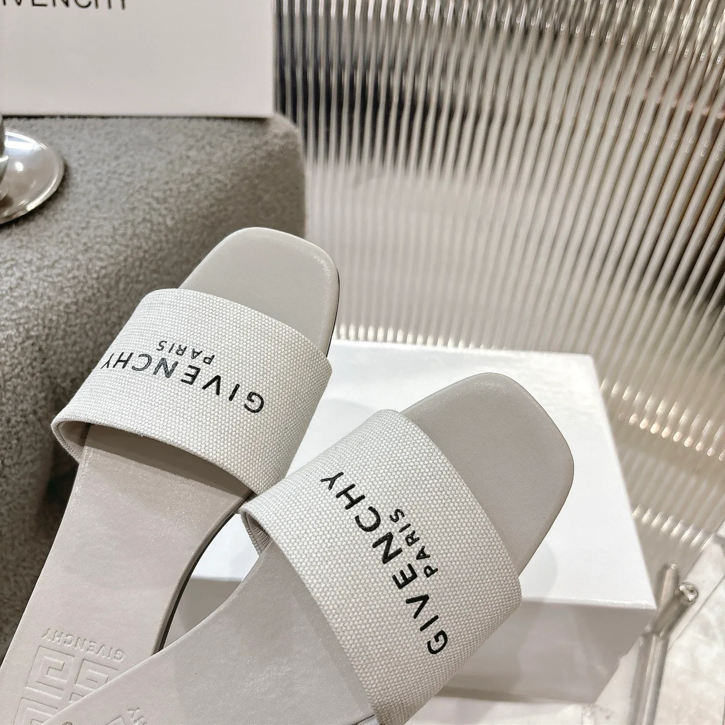 Туфли Женские Givenchy 13418358