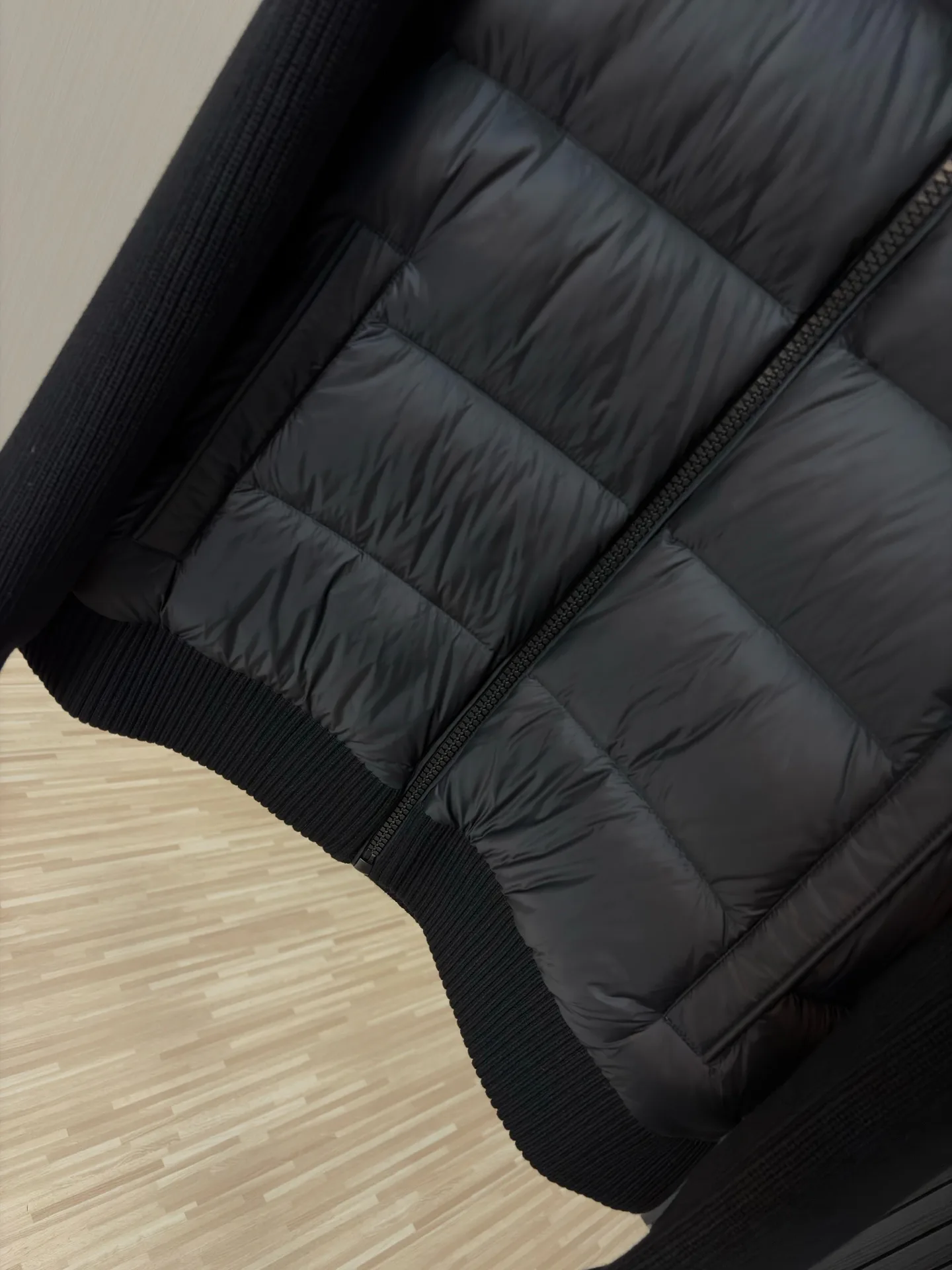 Куртки И Пуховики Женские Moncler 18391737
