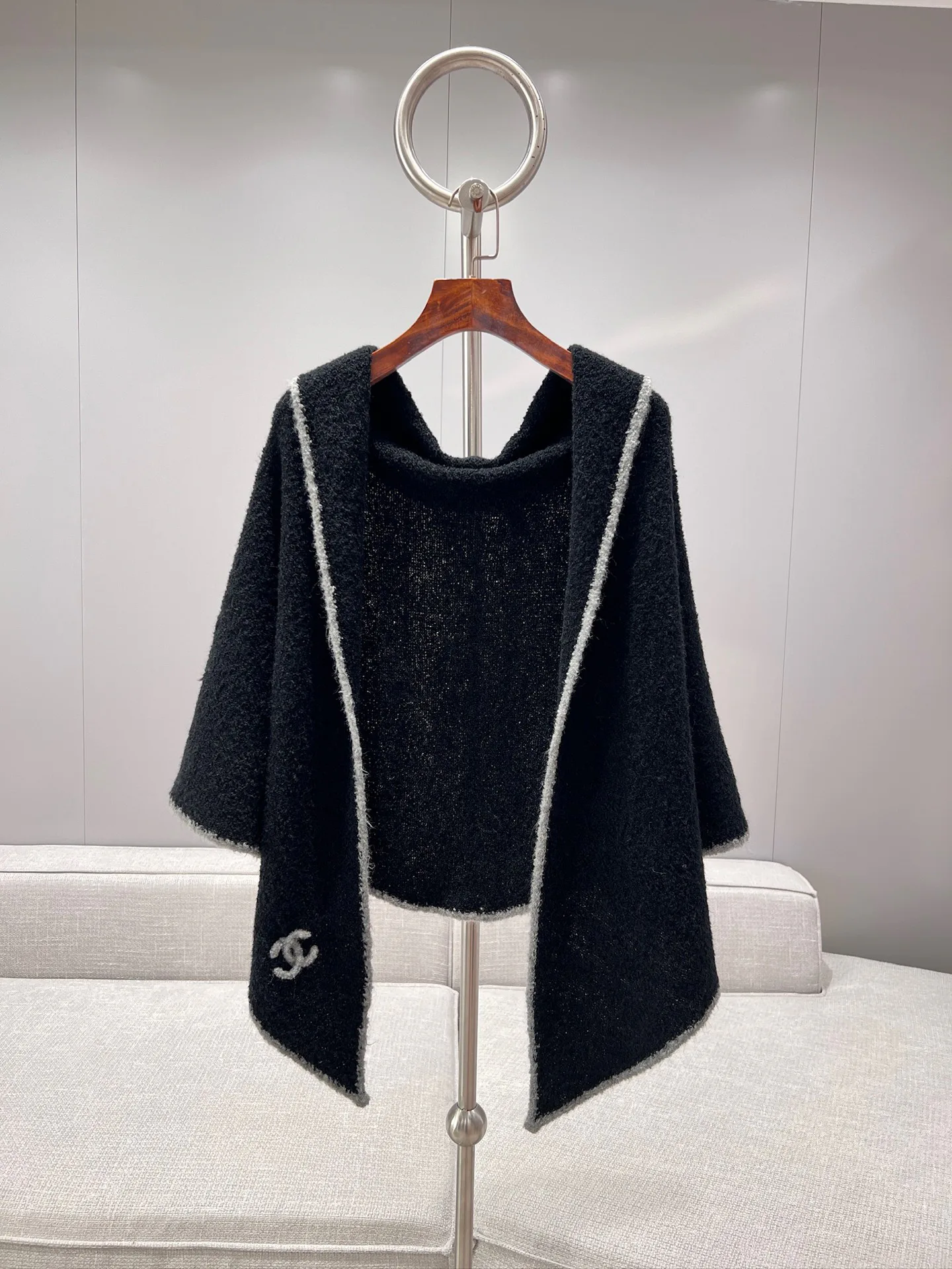 Шарфы Chanel 11613572