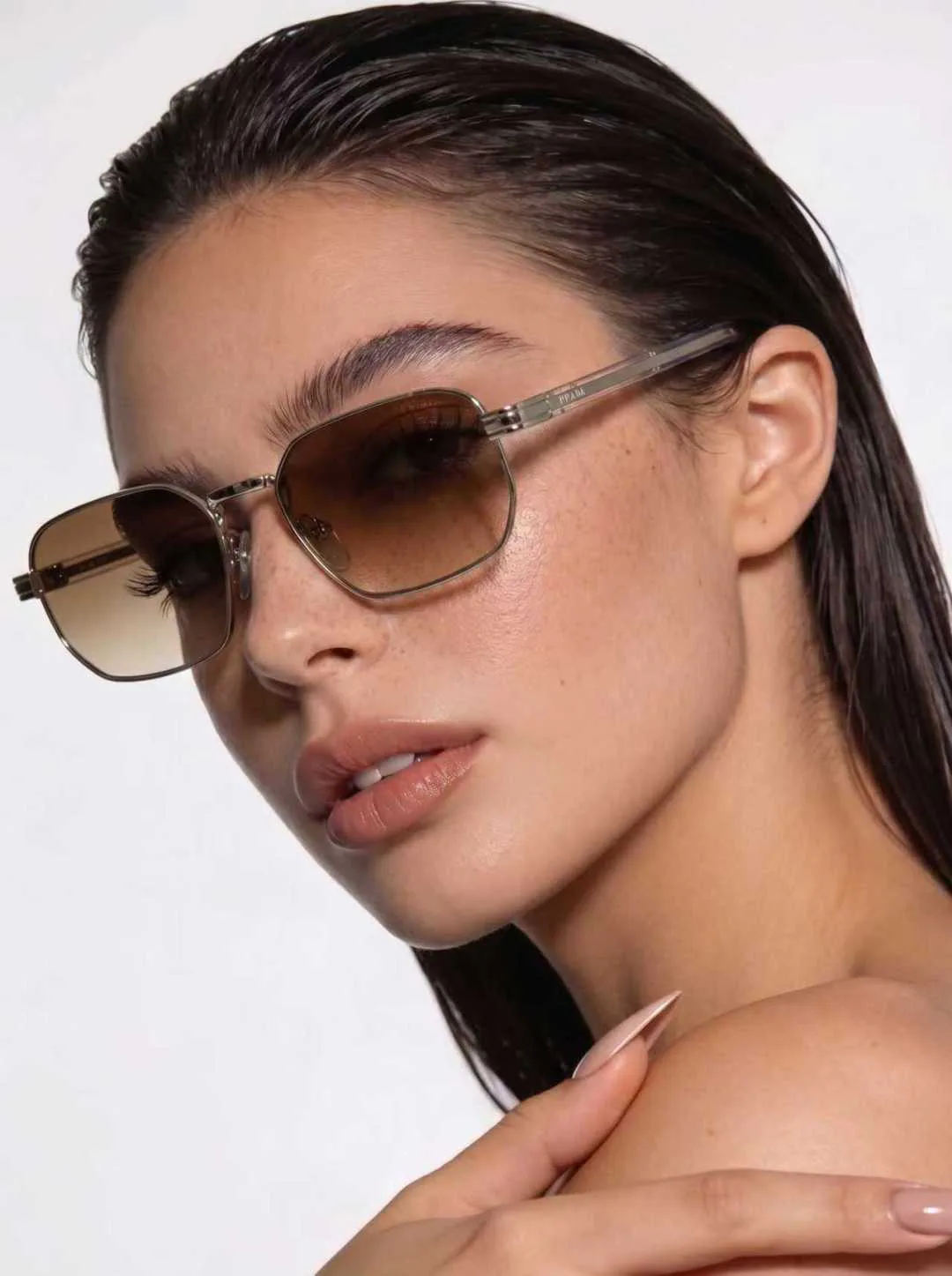 Очки Prada 17466020