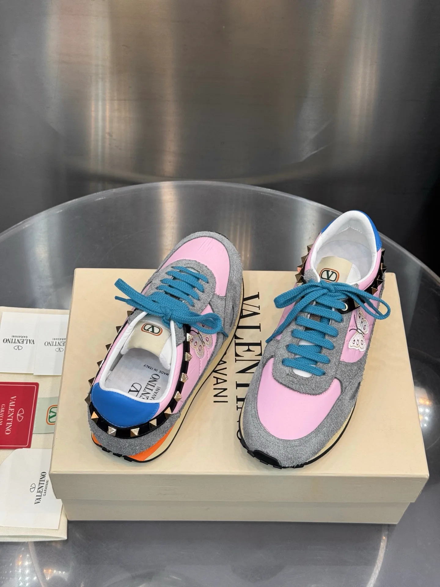 Кроссовки Женские Valentino 18202514