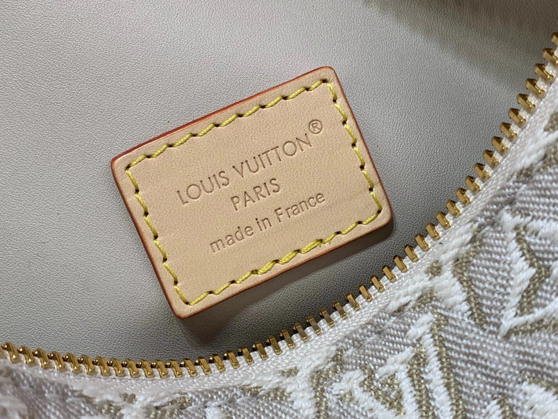 Классические Сумки Женские Louis Vuitton 17081273