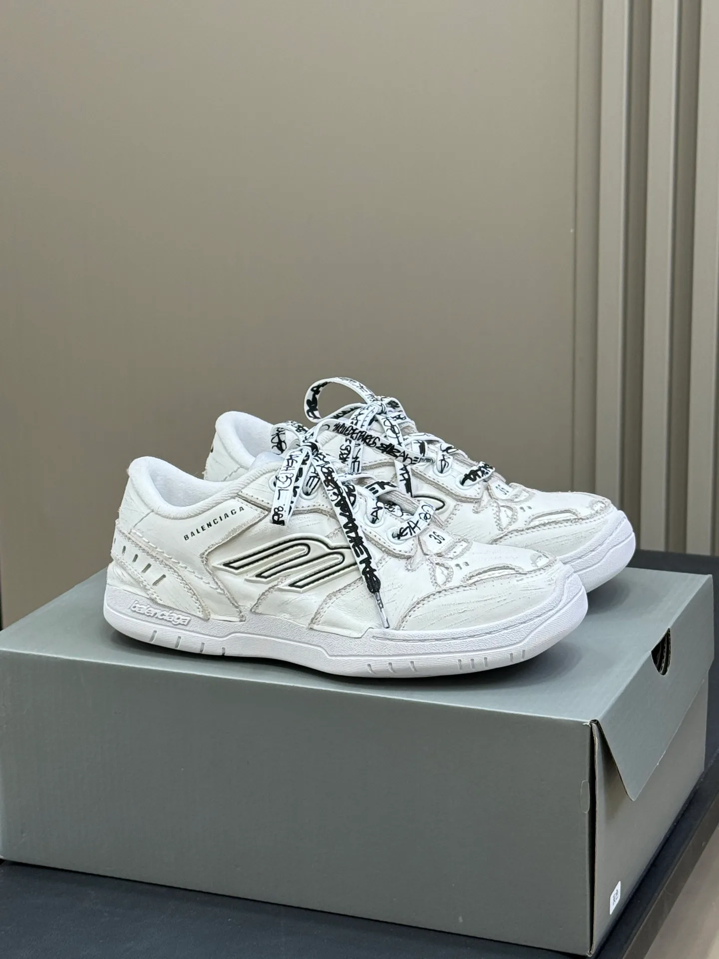 Кроссовки Женские Balenciaga 1883427