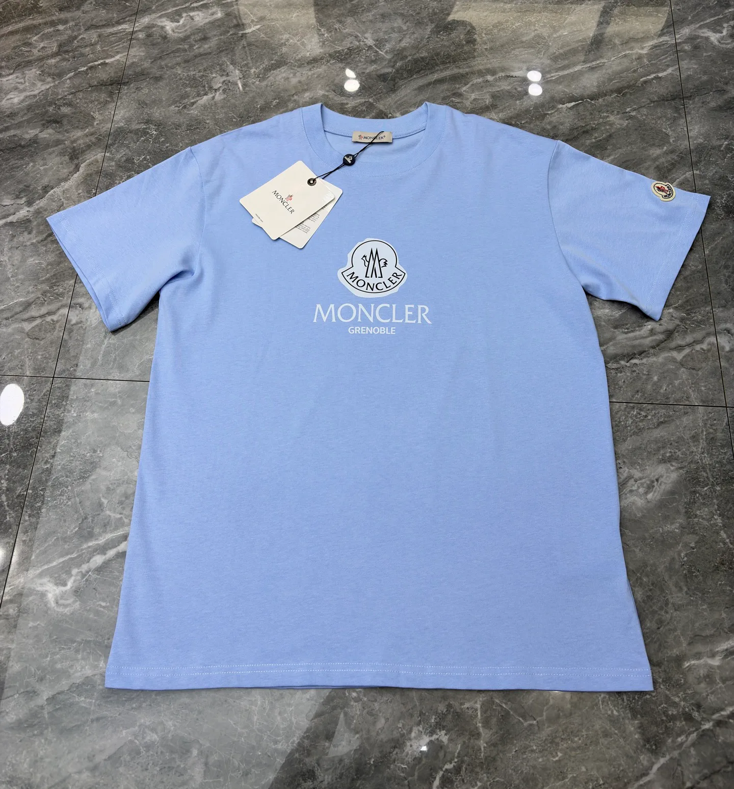 Футболки Женские Moncler 11424382
