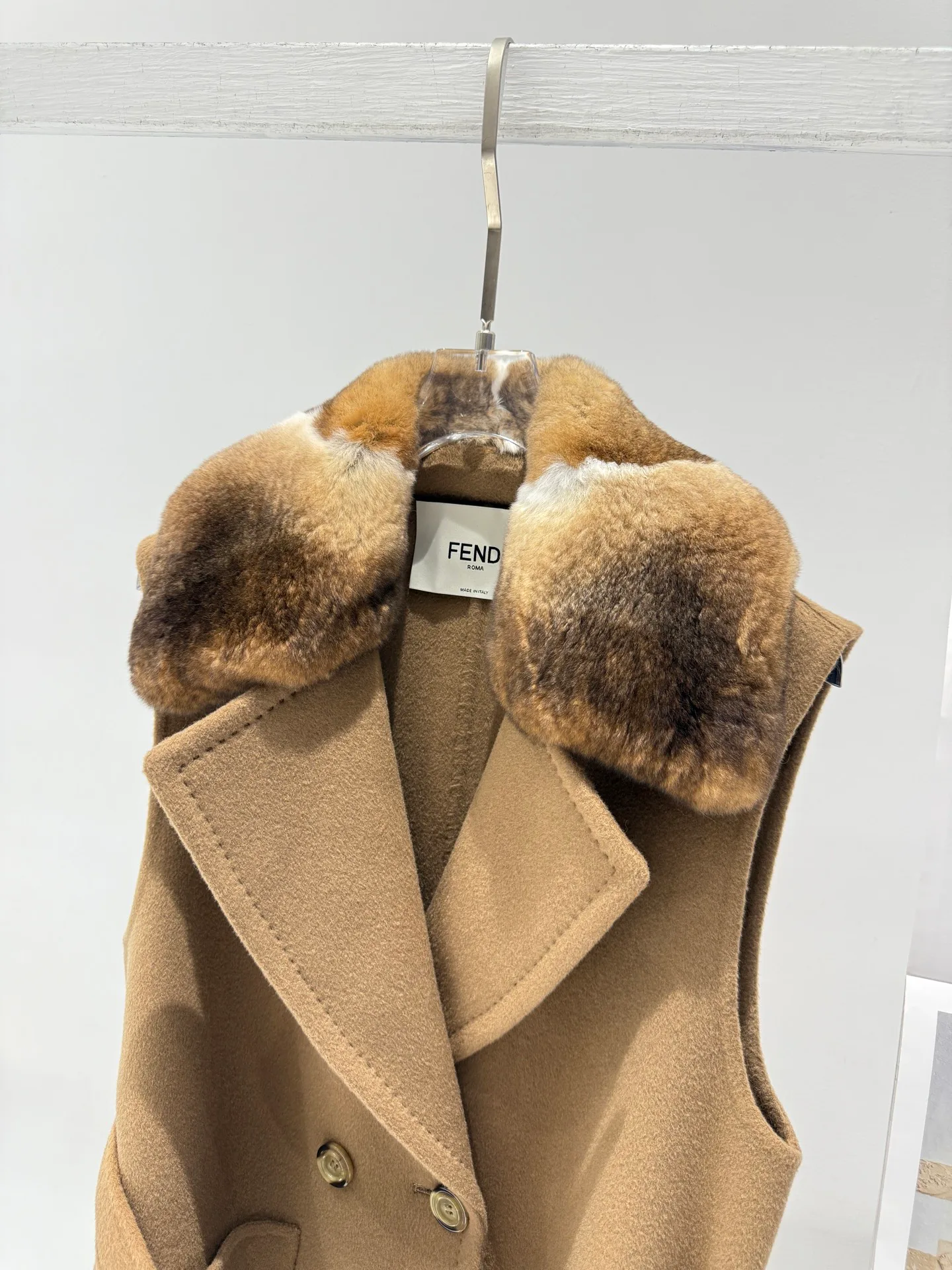 Пальто Женские Fendi 4485446