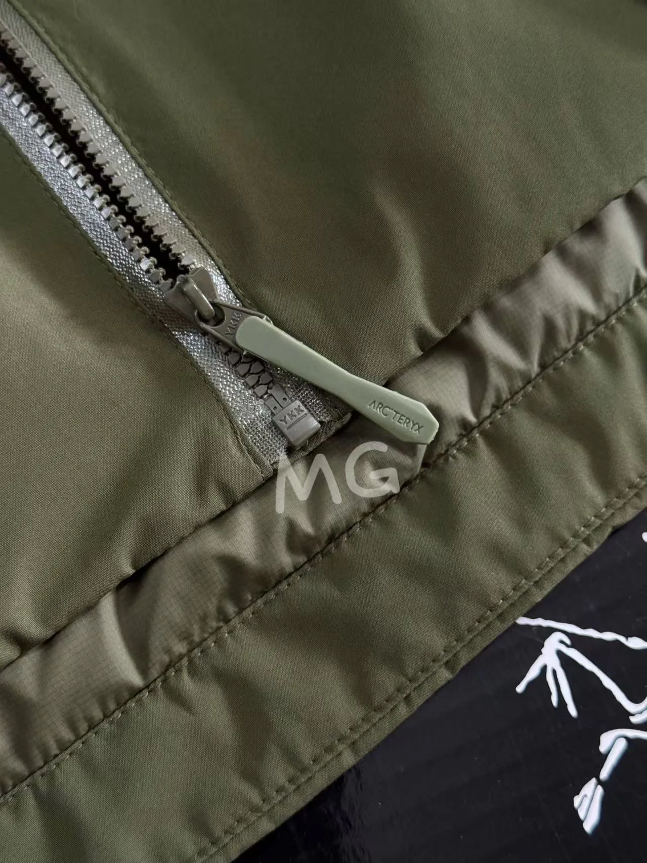 Куртки И Пуховики Женские Arcteryx 19260878