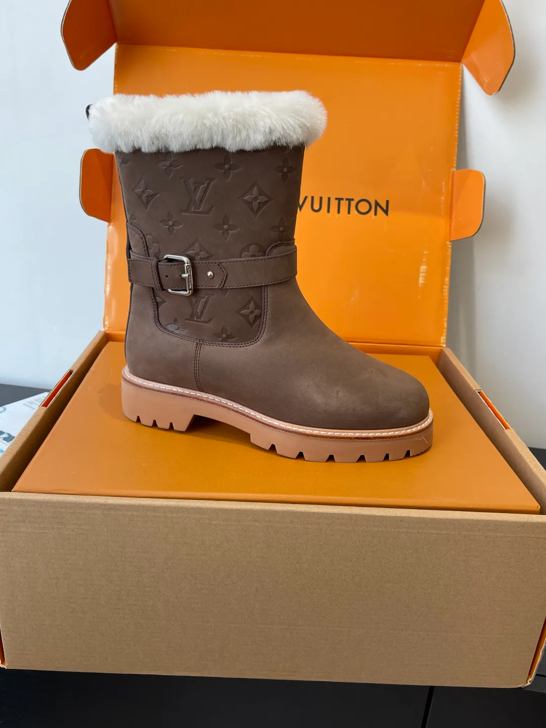 Угги Женские Louis Vuitton 357060