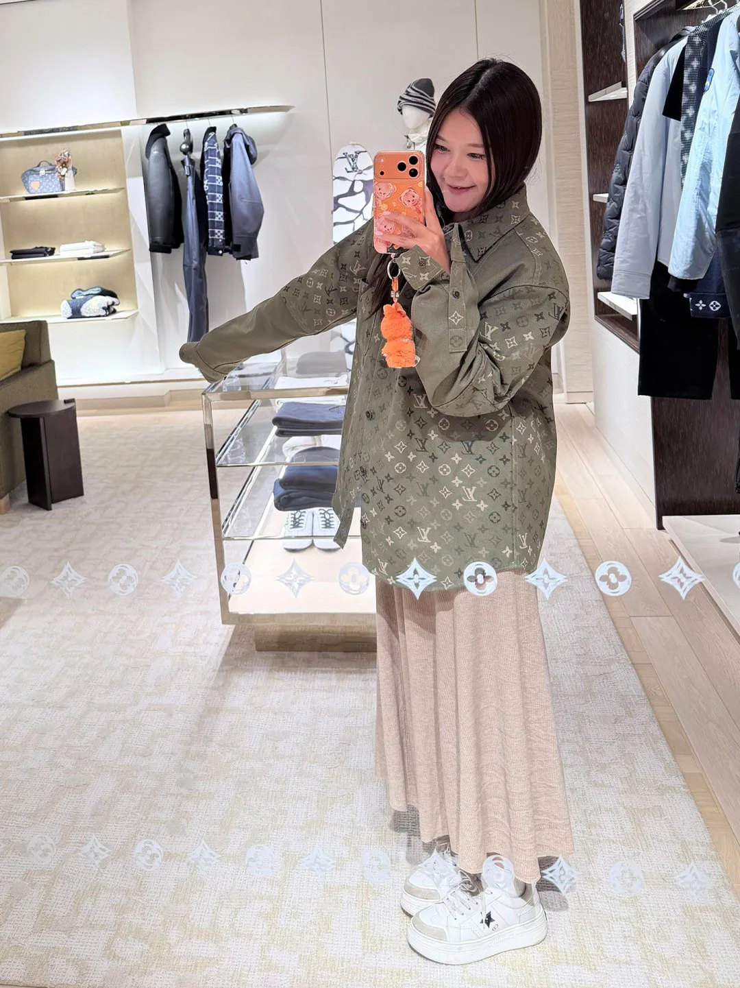 Куртки И Пуховики Женские Louis Vuitton 412795