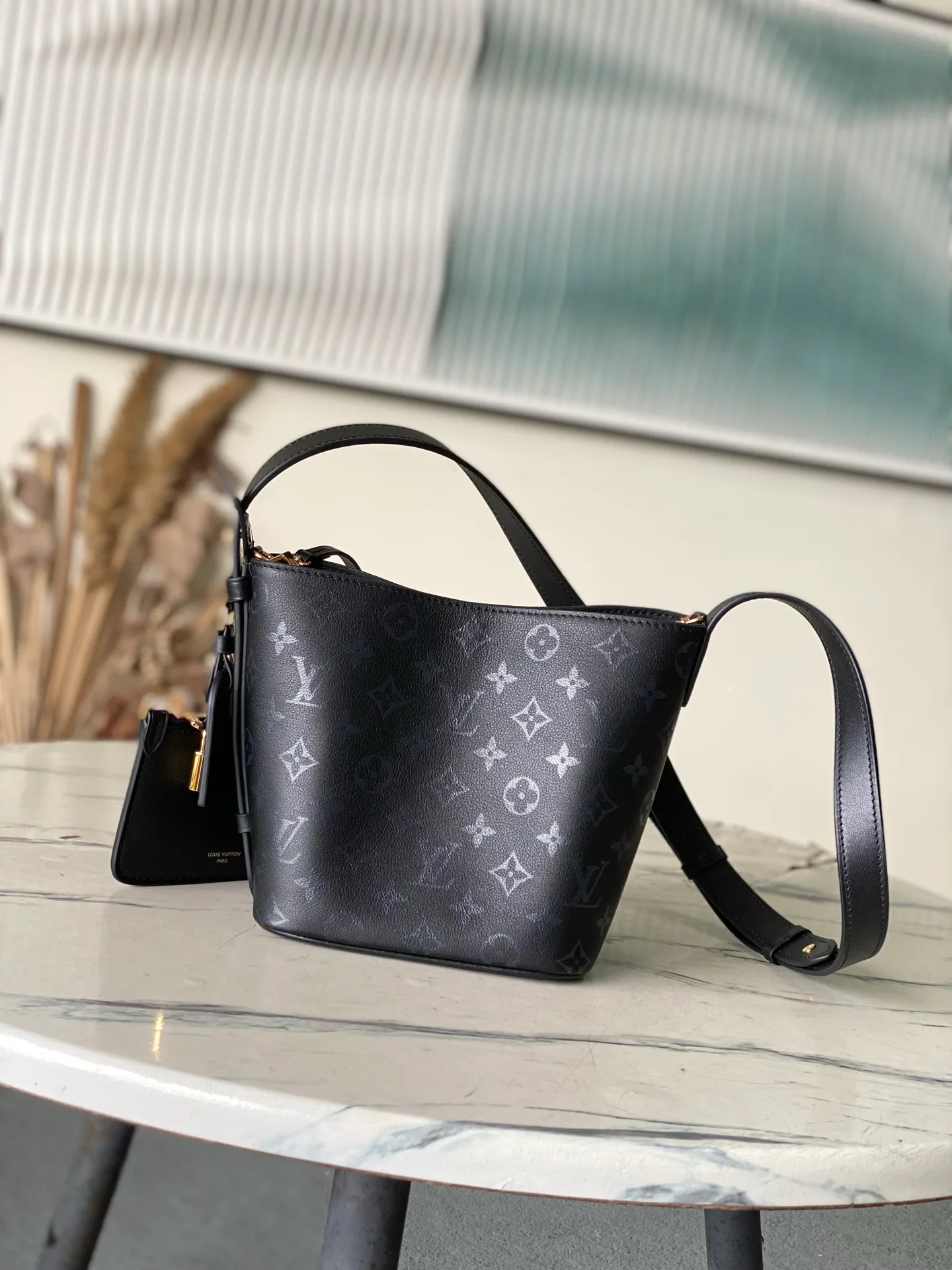Классические Сумки Женские Louis Vuitton 18240363