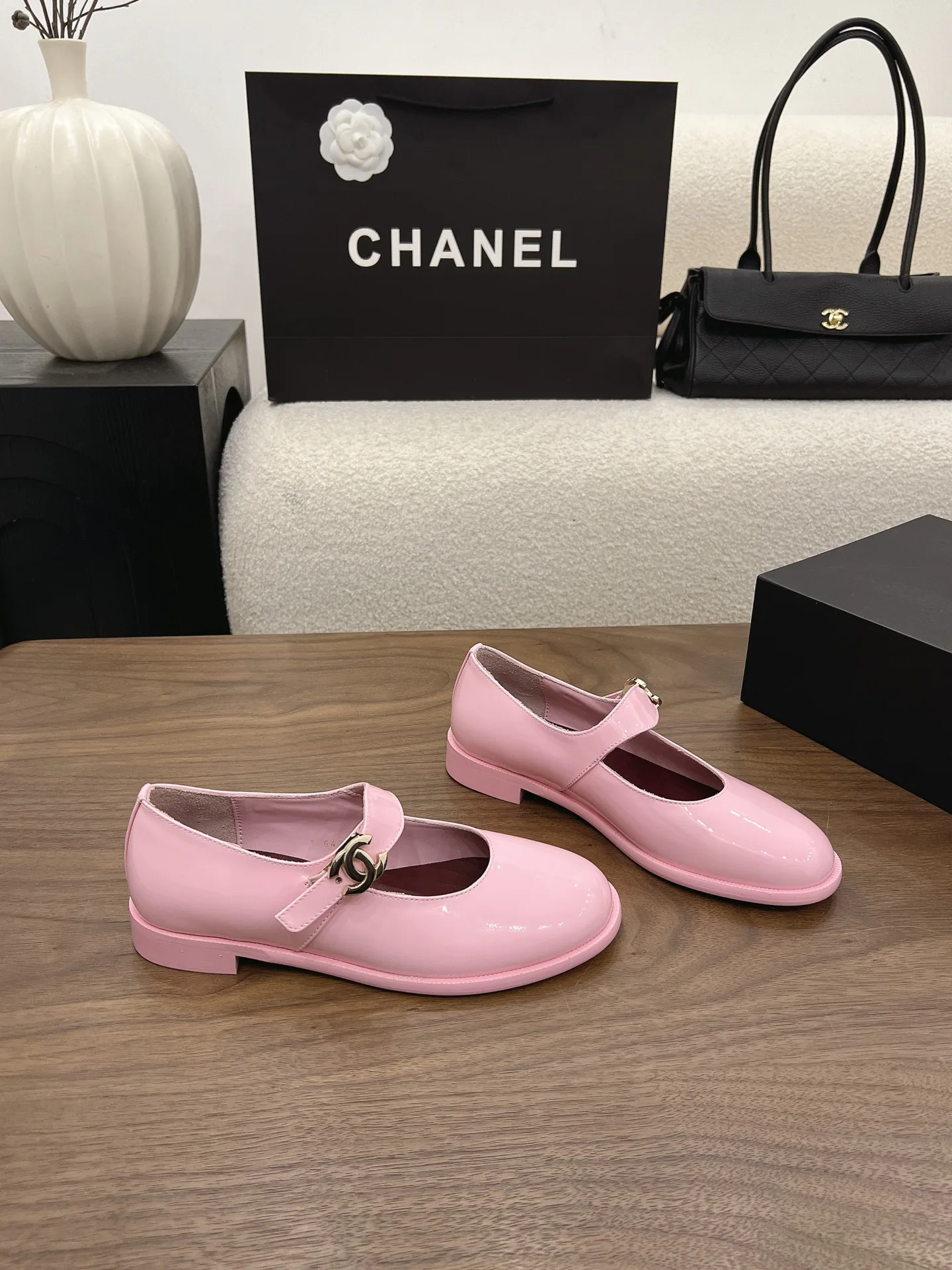 Туфли Женские Chanel 17342630
