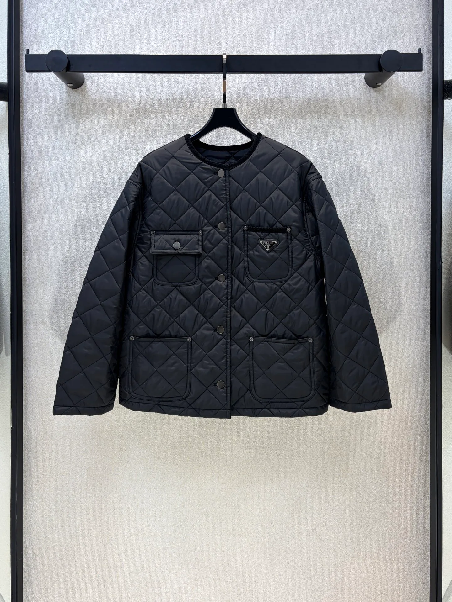 Куртки И Пуховики Женские Prada 18721638