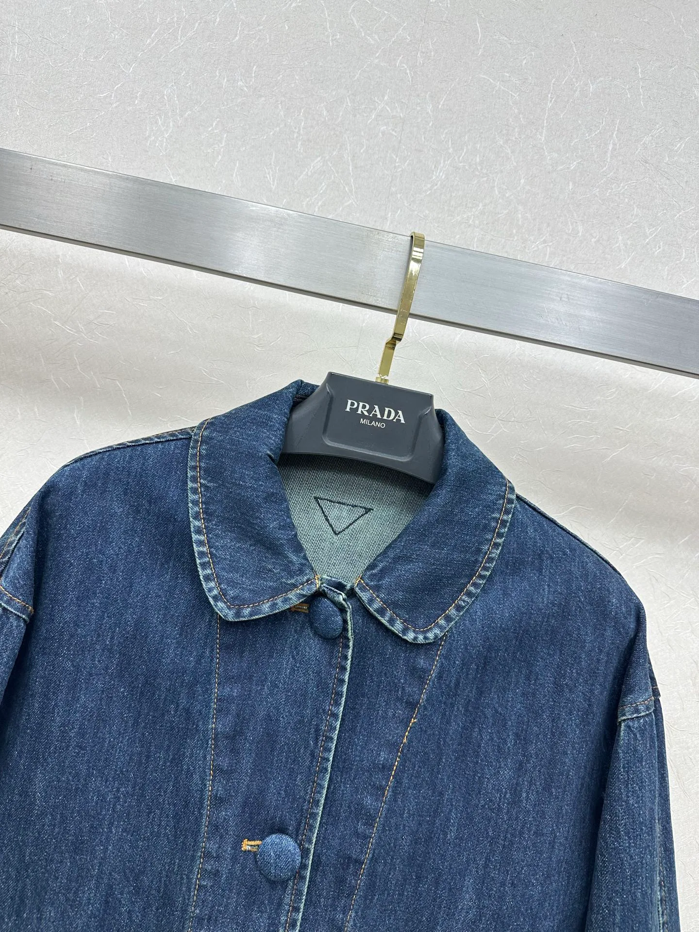 Куртки И Пуховики Женские Prada 2015060