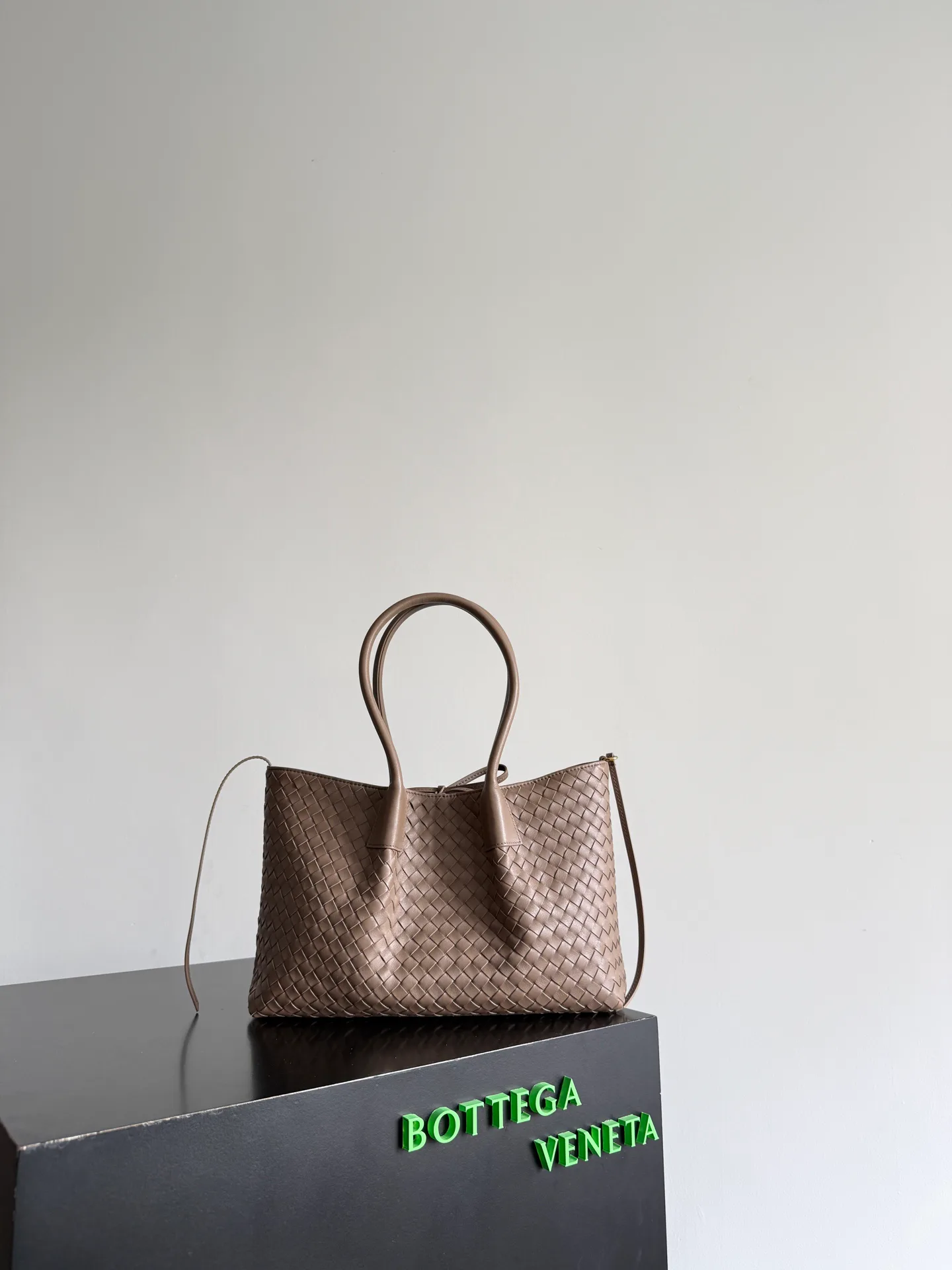 Классические Сумки Женские Bottega Veneta 17705954