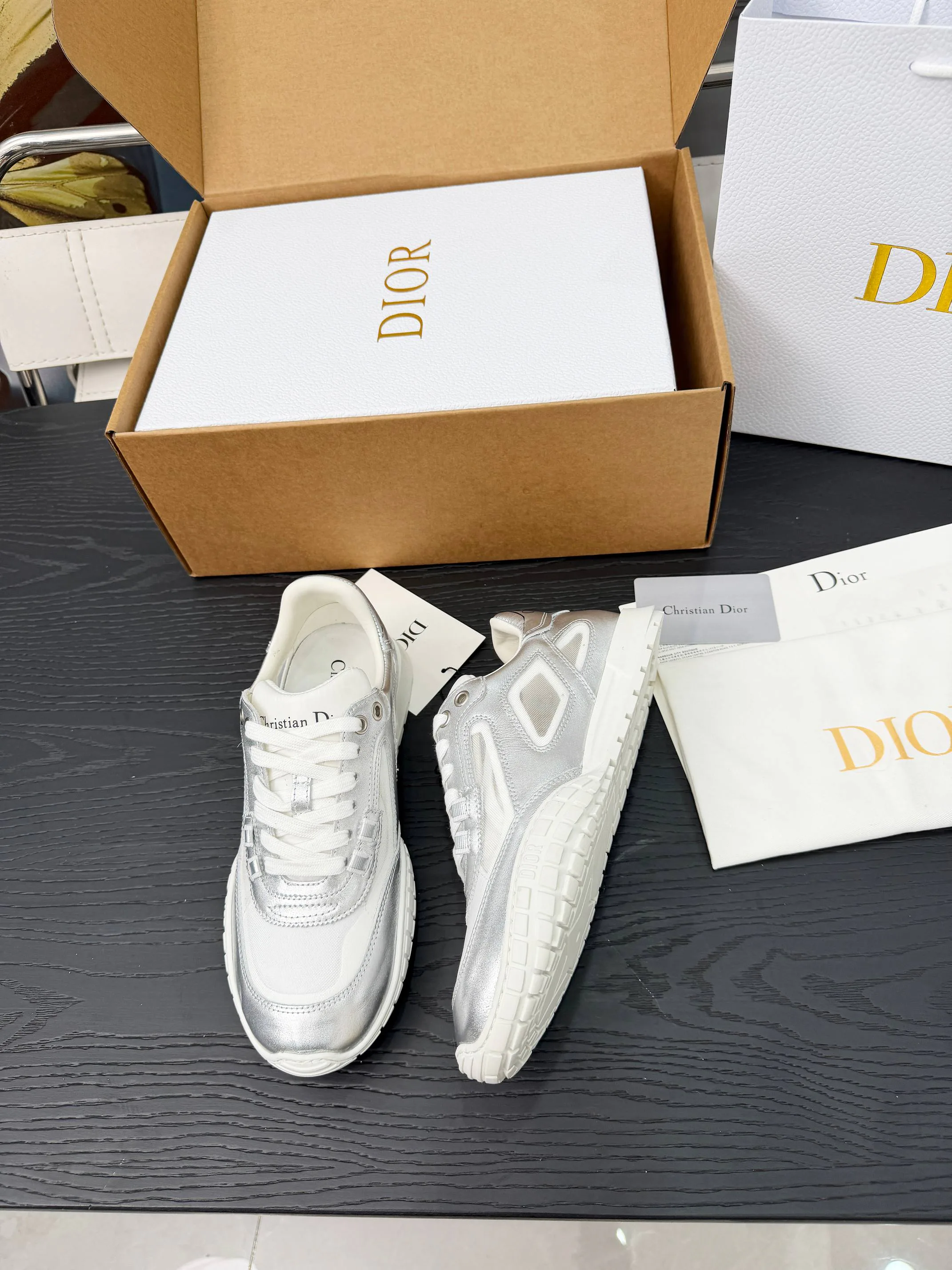 Кроссовки Женские Christian Dior 369556