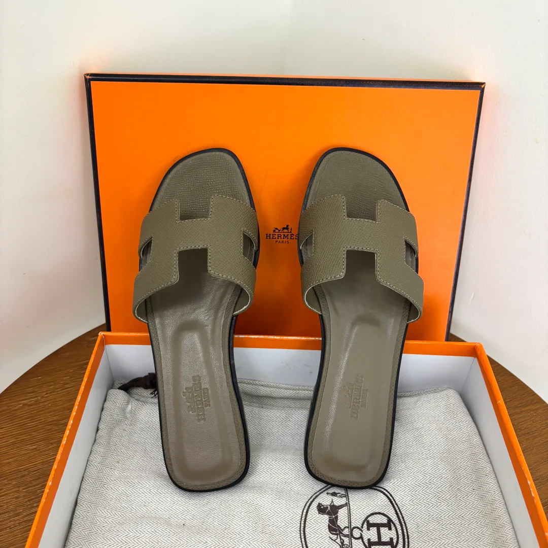 Шлепанцы Женские Hermes 135836