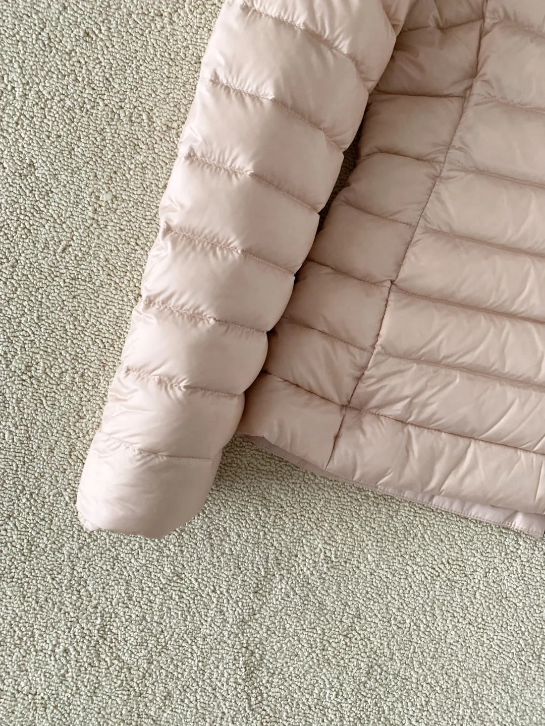 Куртки И Пуховики Женские Moncler 18922979